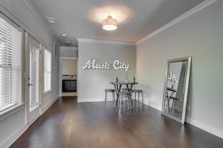 In Twin Homes At Belmont In King Beds * Nashville