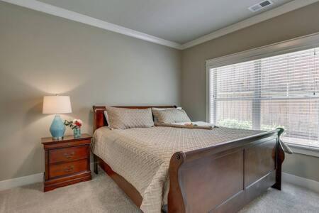 In Twin Homes At Belmont In King Beds *