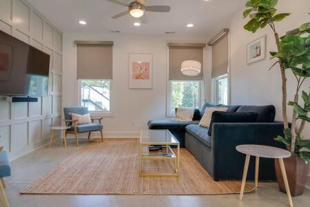 Stylish East For 10 * Nashville
