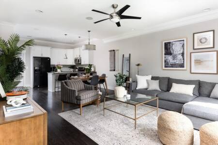 Holiday home The Belmont House - Walk To 12 South