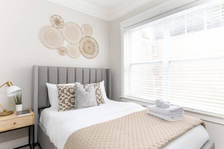 The Belmont House - Walk To 12 South Holiday home *