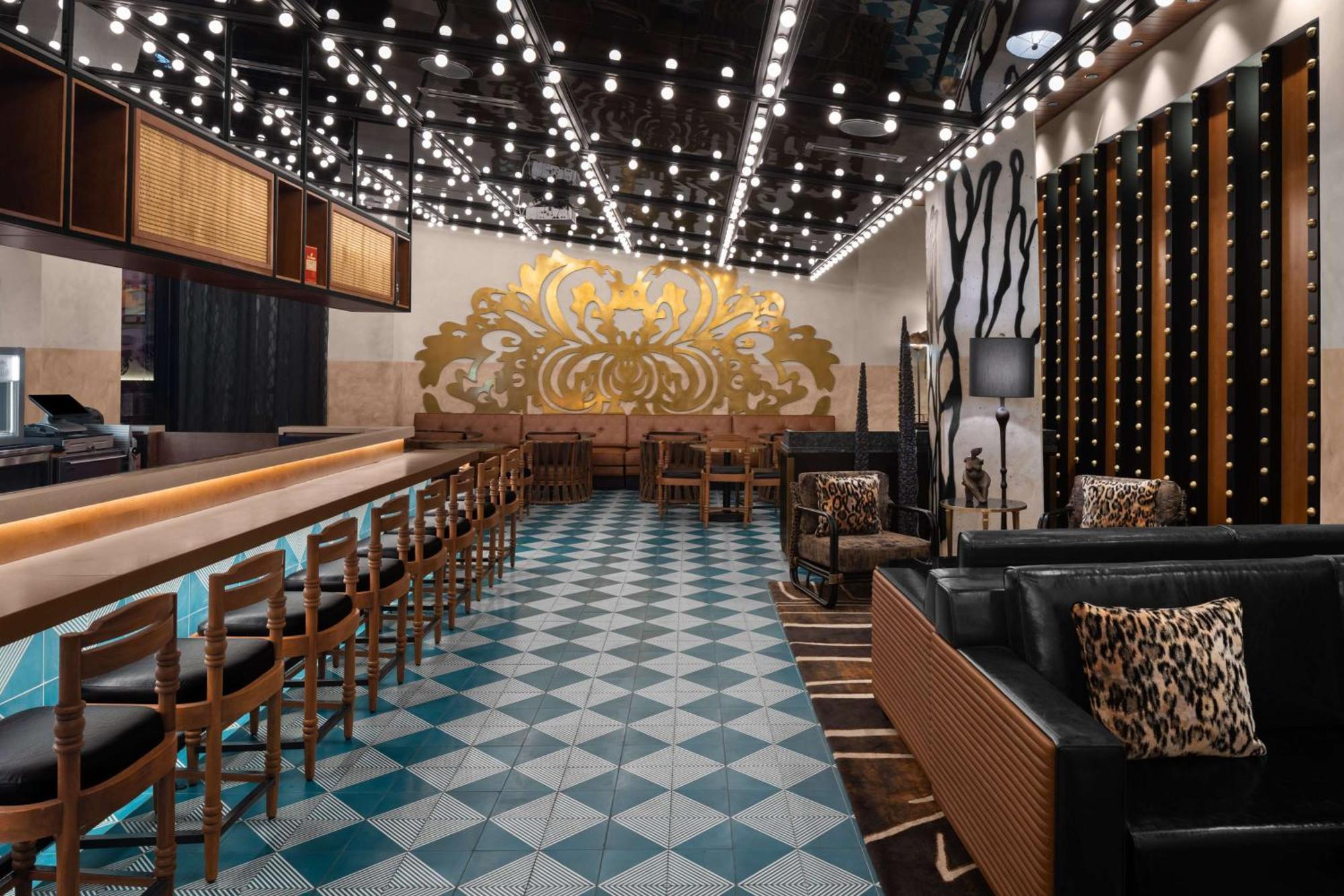 Fraye Nashville, Curio Collection By Hilton