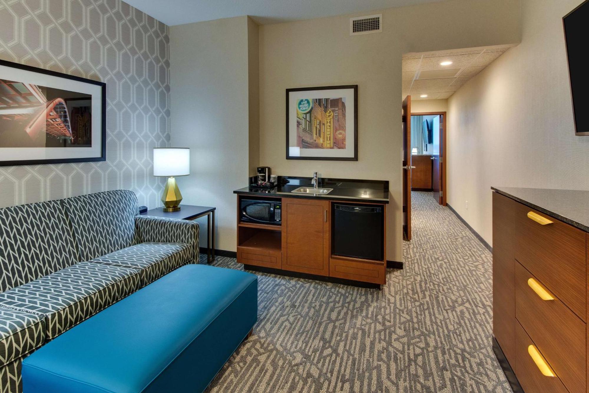 Hotel Drury Plaza Downtown