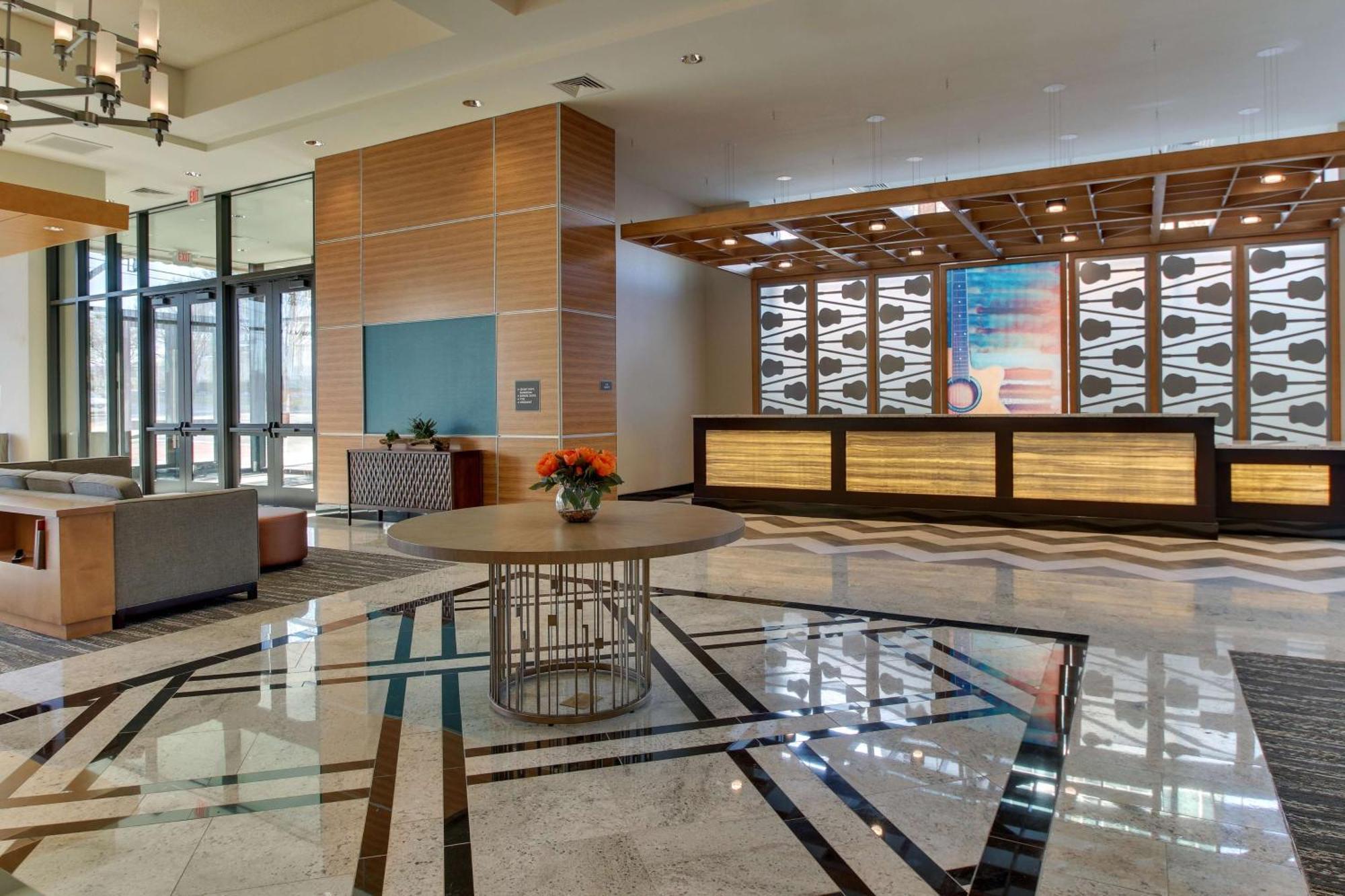 Hotel Drury Plaza Downtown 3*