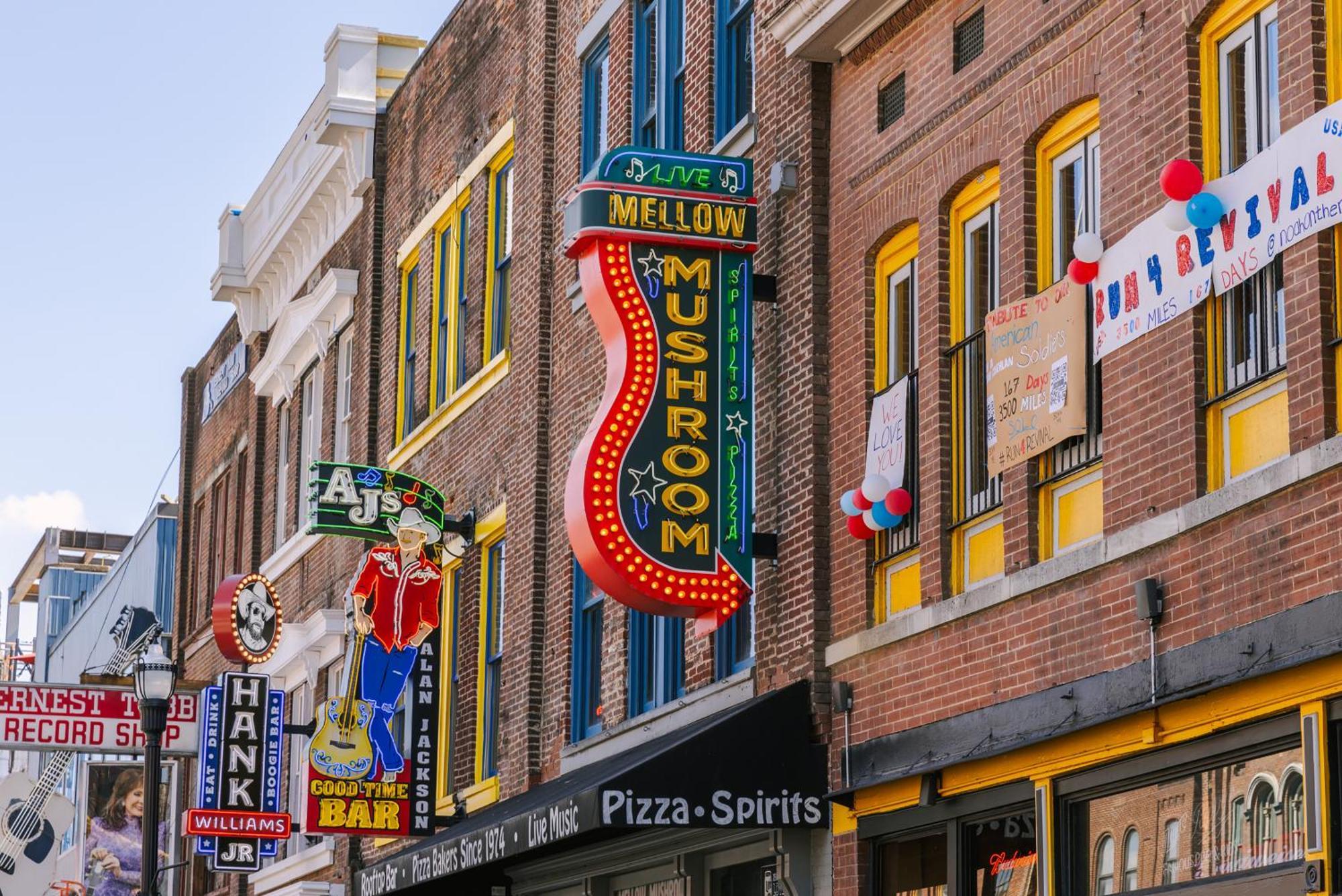 Hotel Sonder The Chorus *