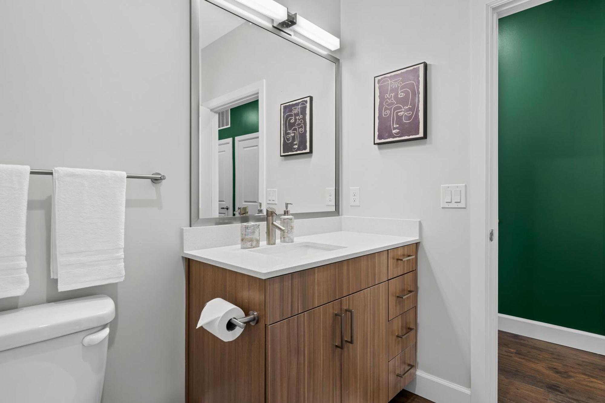 The Rodeo Drive Penthouse The Gulch Apartment *