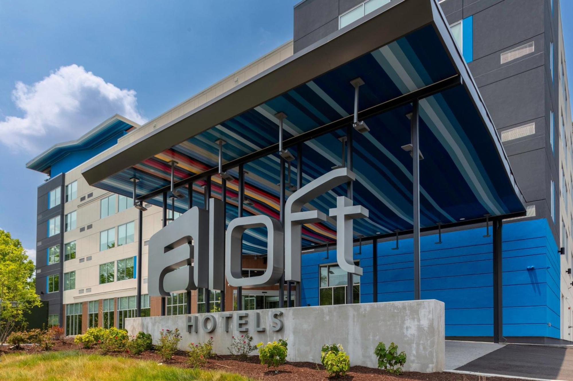 Aloft Airport Hotel Nashville
