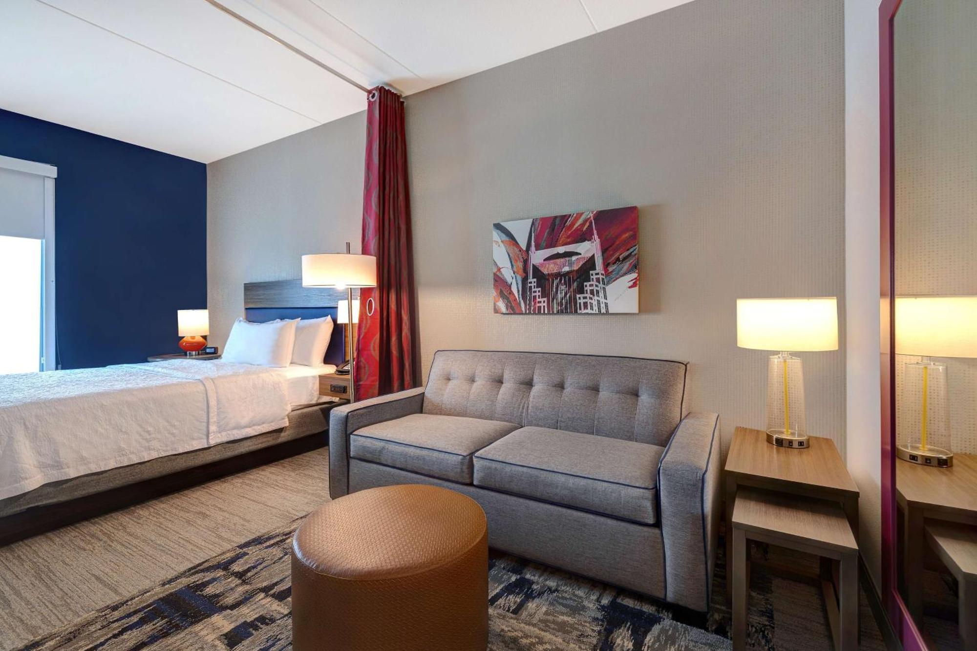 Hotel Home2 By Hilton Downtown-metrocenter 3*