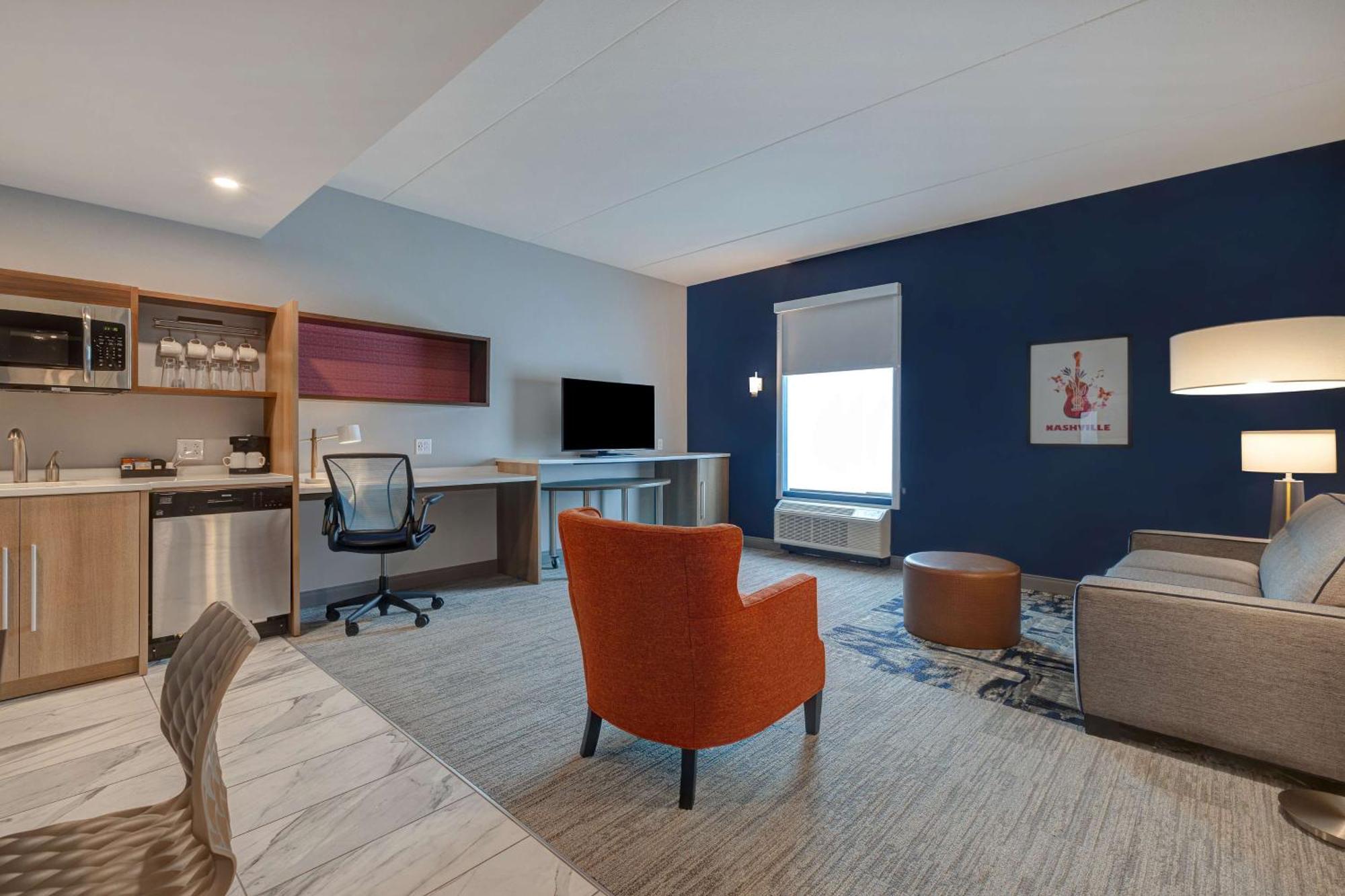 Hotel Home2 By Hilton Downtown-metrocenter Nashville