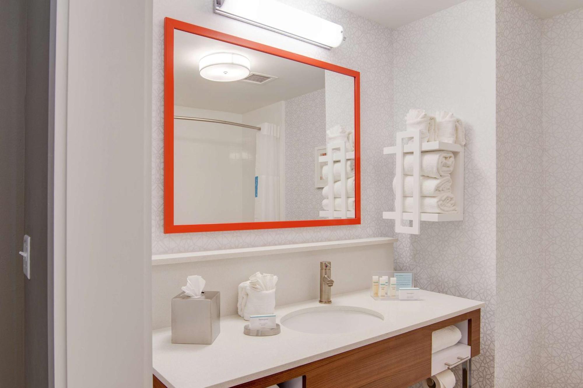 Hampton & By Hilton North Skyline Nashville