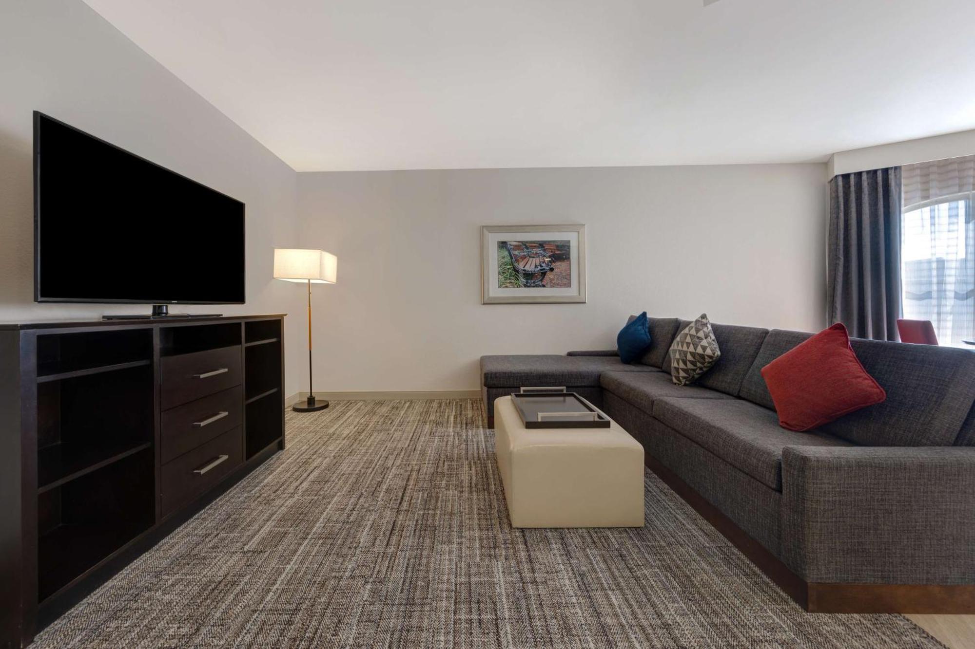 Homewood Vanderbilt Hotel 3*
