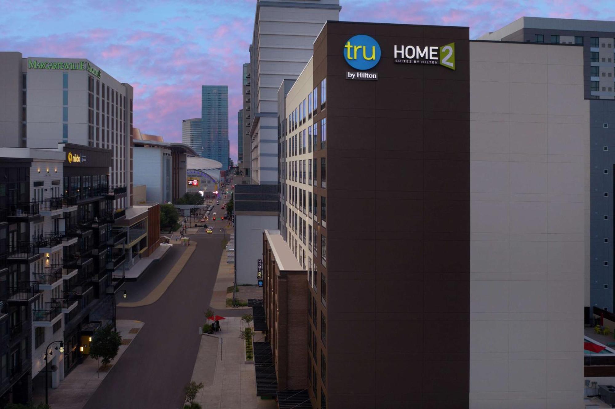 Home2 By Hilton Downtown Convention Center Hotel Nashville