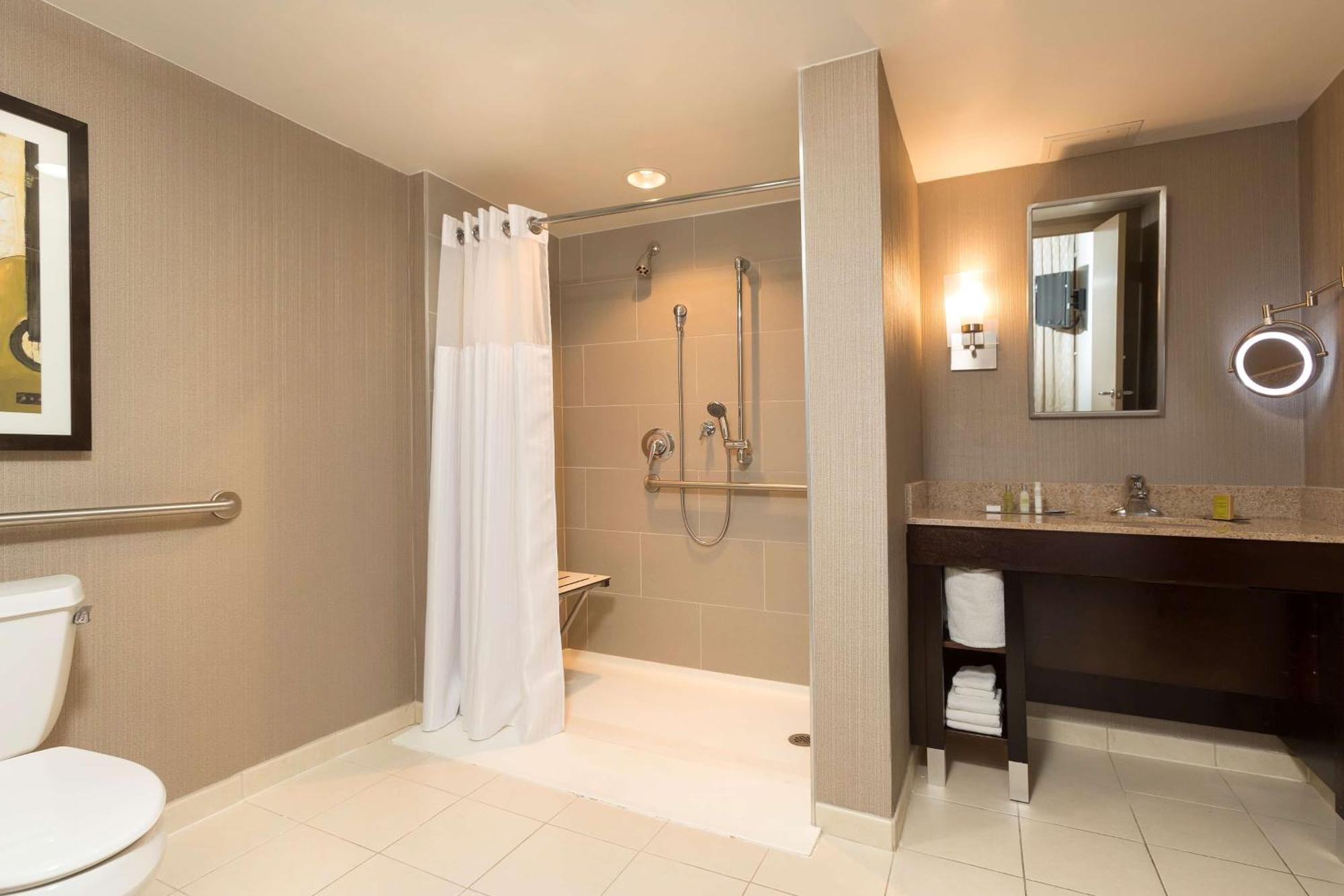 Doubletree By Hilton Airport 3* Nashville