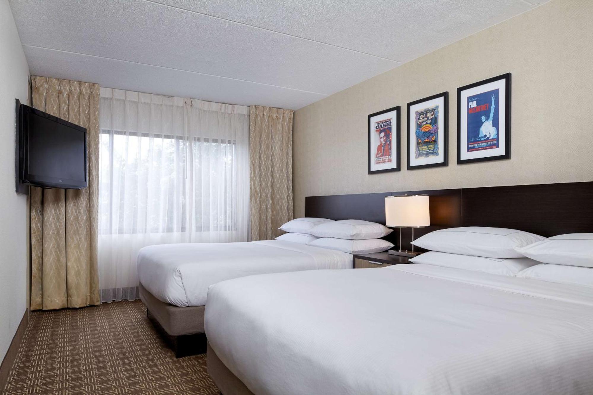 Doubletree By Hilton Airport Hotel 3*