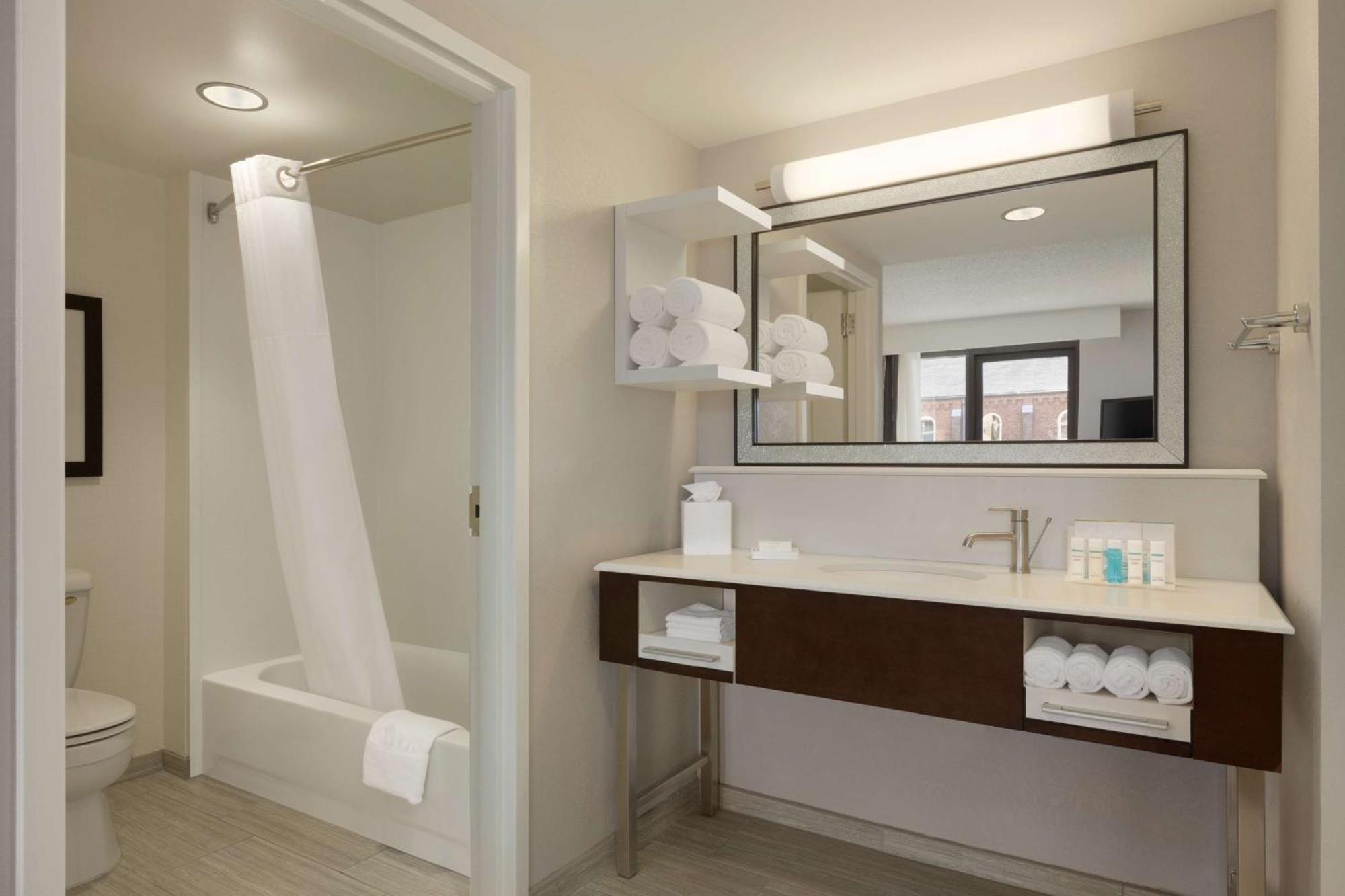 Hotel Hampton & Nashville-downtown Nashville