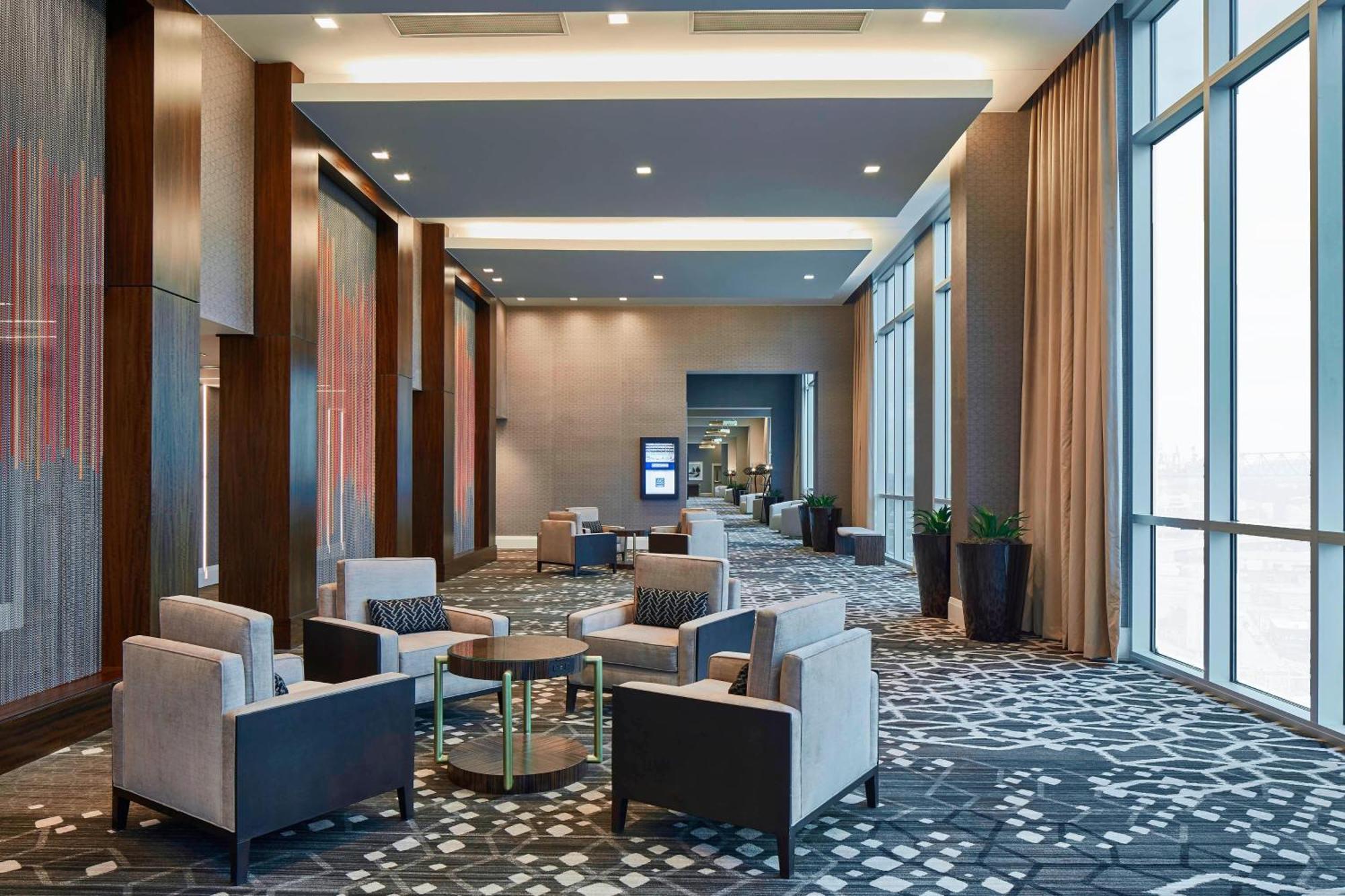 Springhill By Marriott Downtown/convention Center 3*