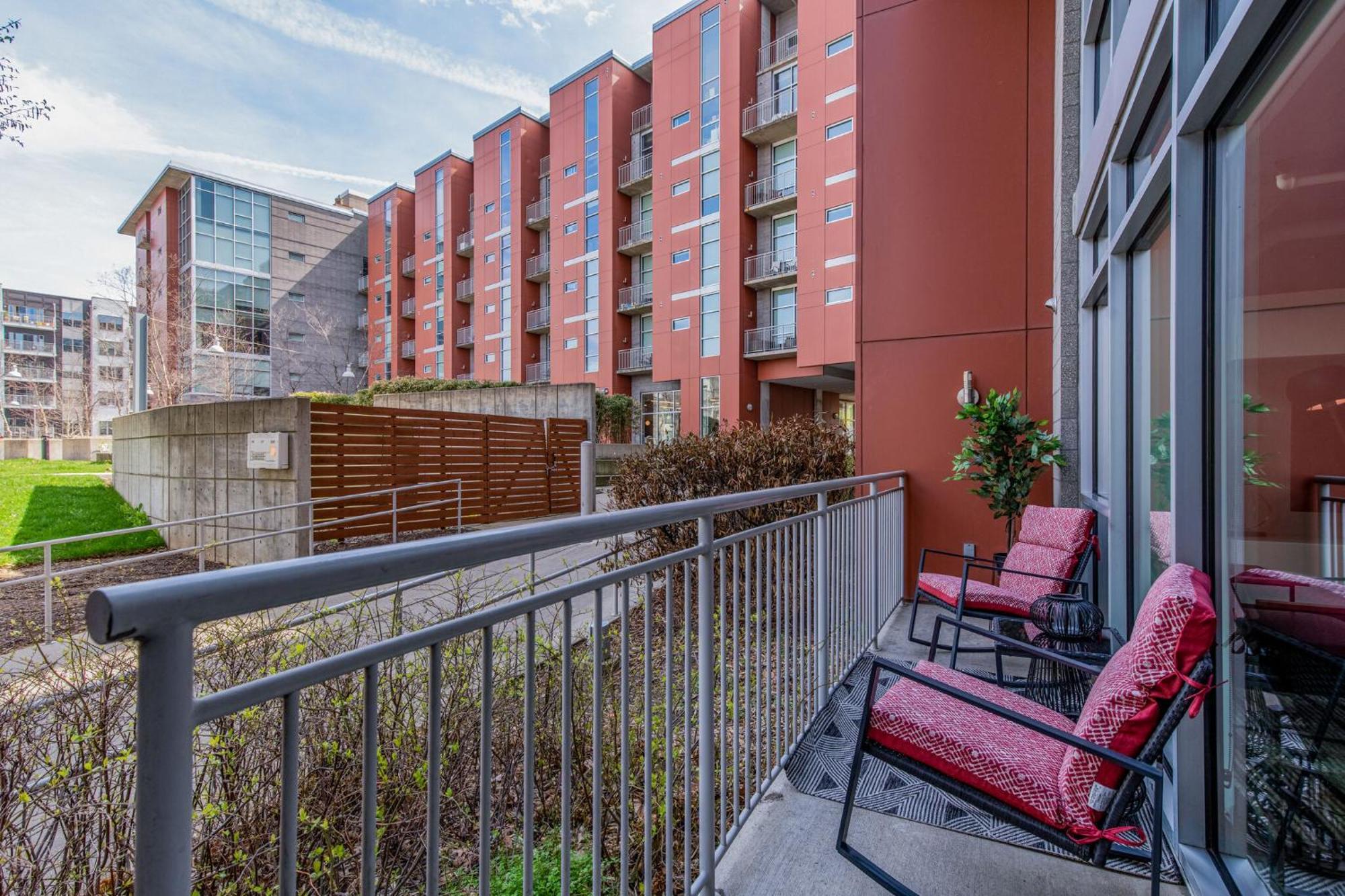 Luxe + Modern Johnny Cash Inspired Executive Holiday home Nashville