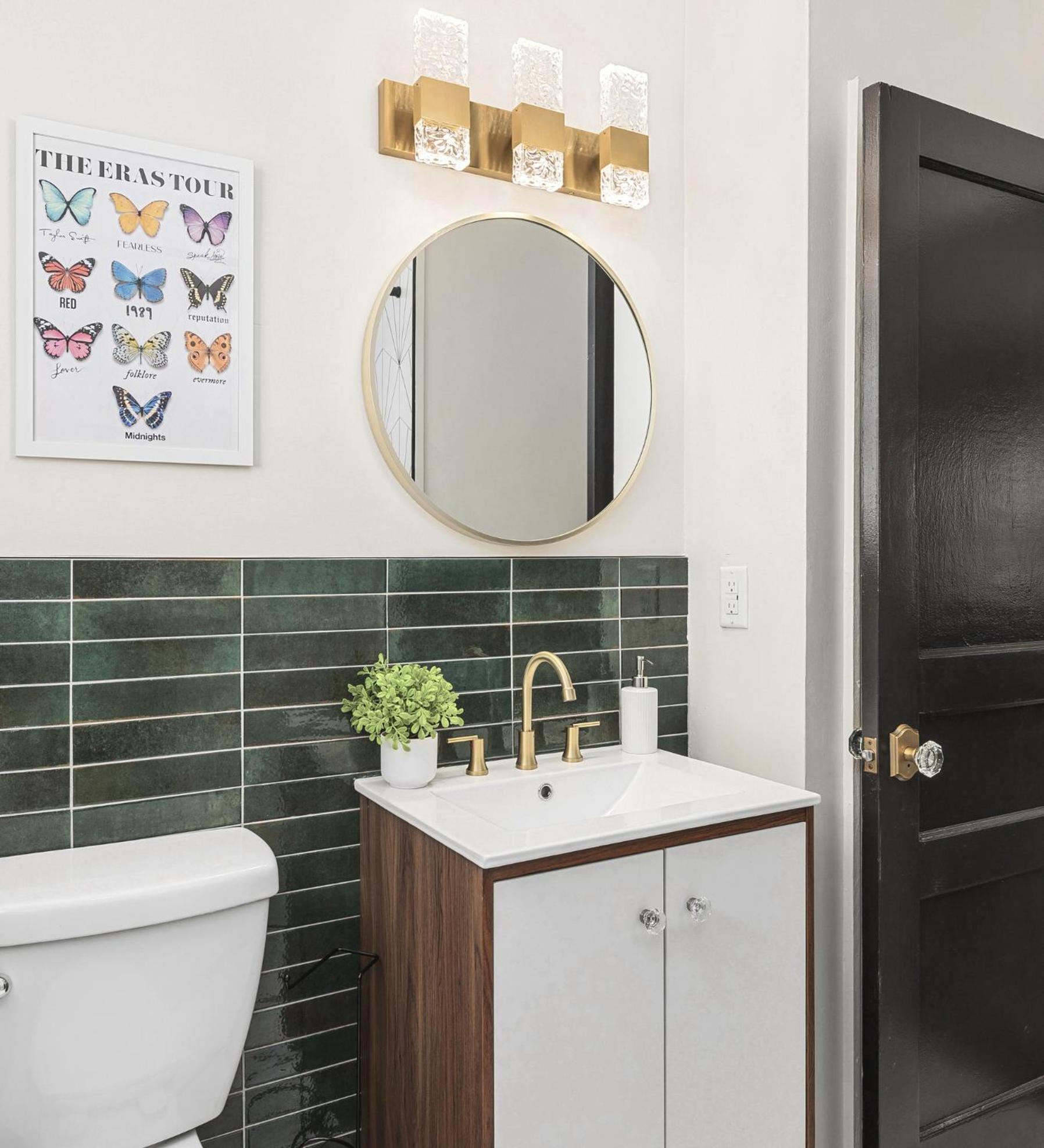 Taylor Swift Eras Inspired Home-10 Min To Broadway Holiday home