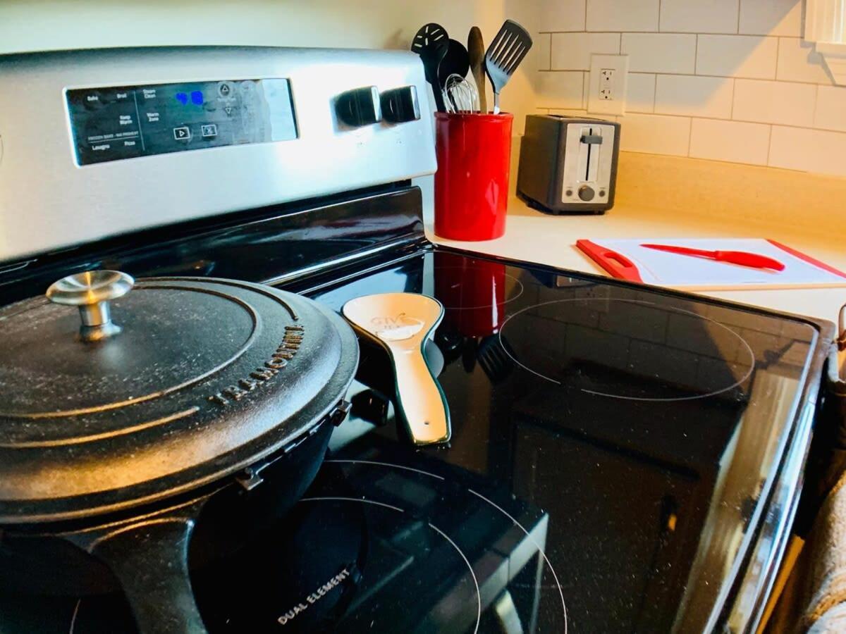 Holiday home Fairgrounds Playground - Weho - 1bd 1ba *