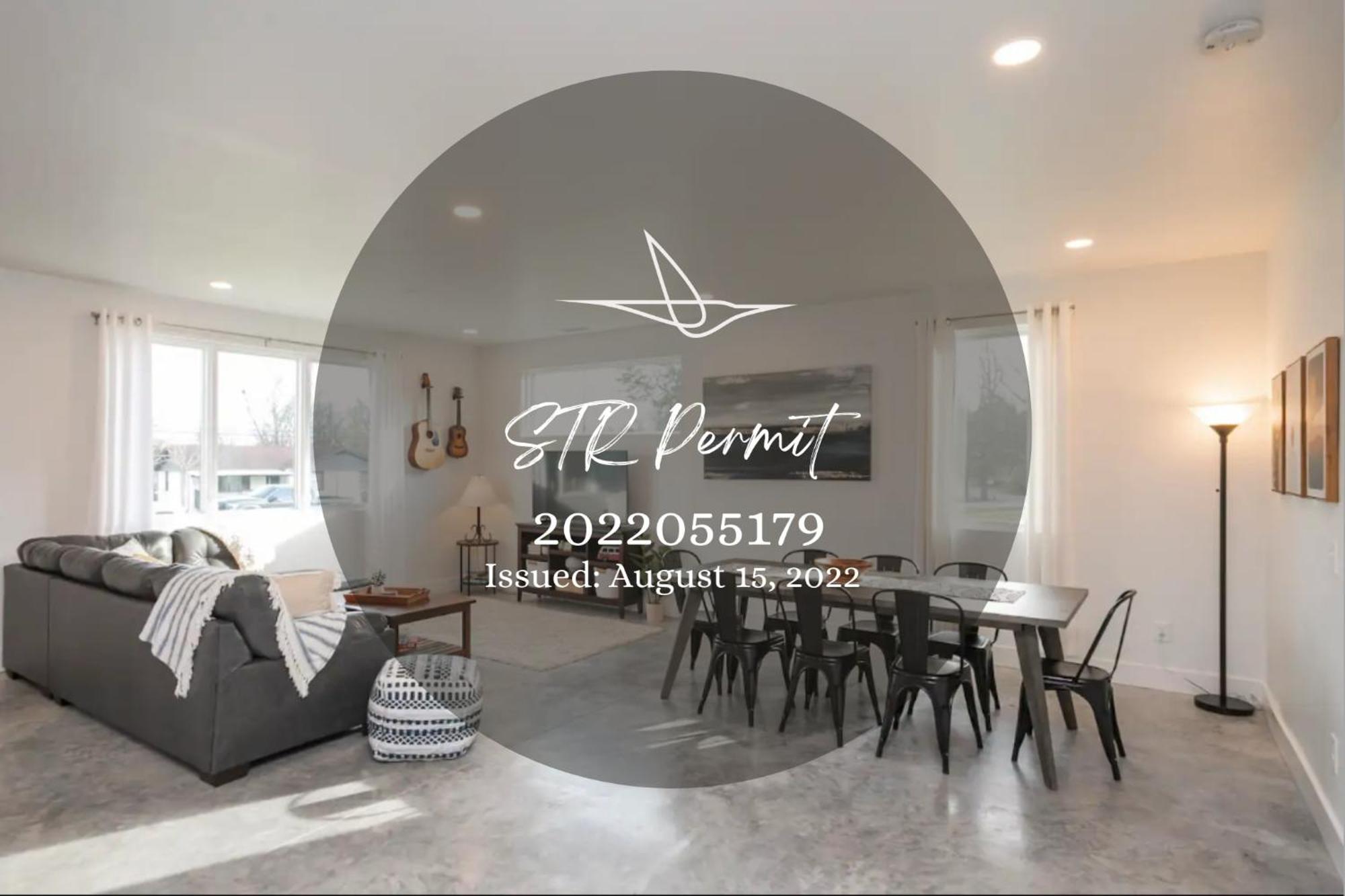 Ada Accessible Dog Friendly With Patio, Yard Ample Parking, Great For Families, 12 Mins To Broadway, 12south, Geodis Park, 24 Hr Hospitality Holiday home Nashville