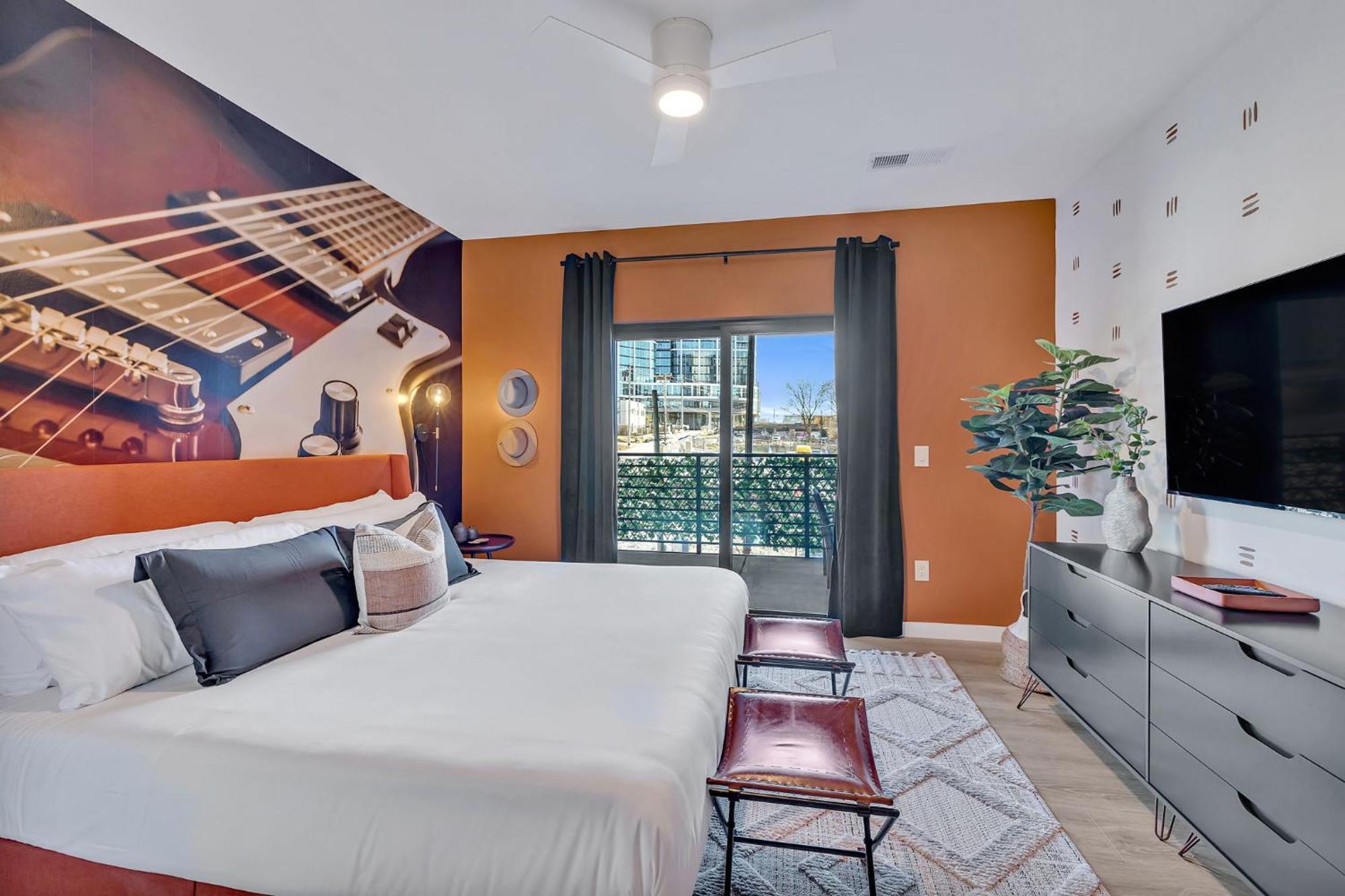 The Stage In Downtown By Nautical Holiday home