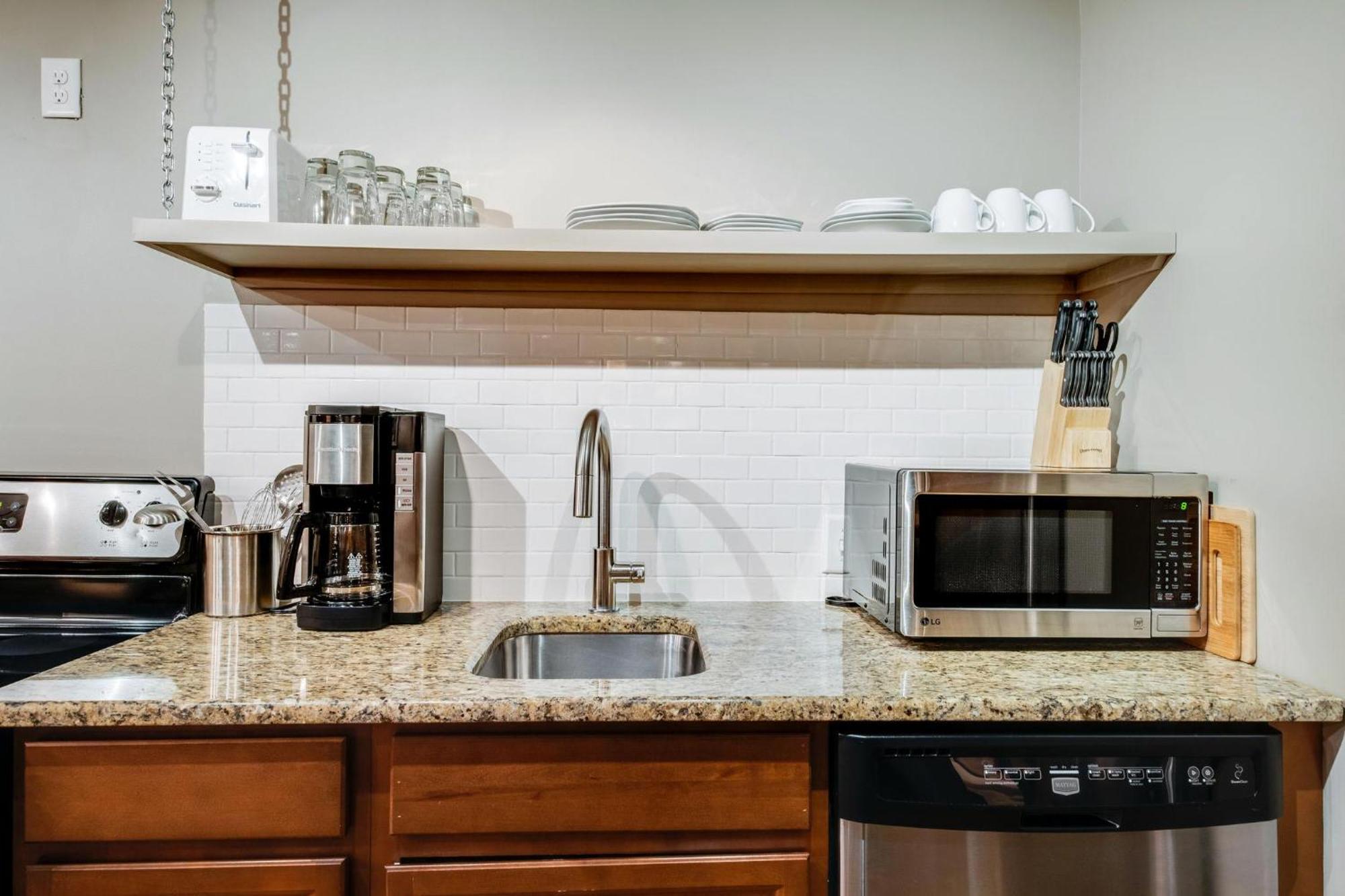 Aparthotel Riverfront Lofts