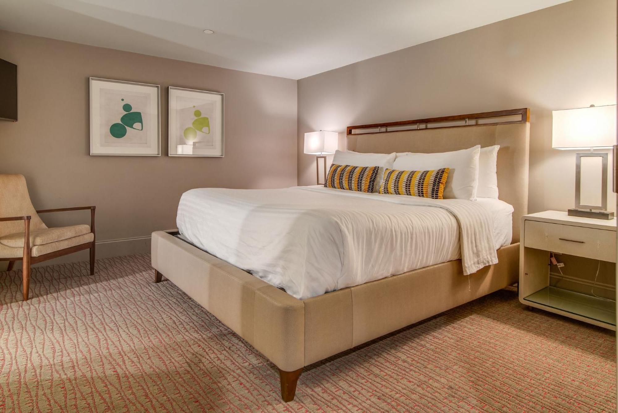 Aparthotel Riverfront Lofts