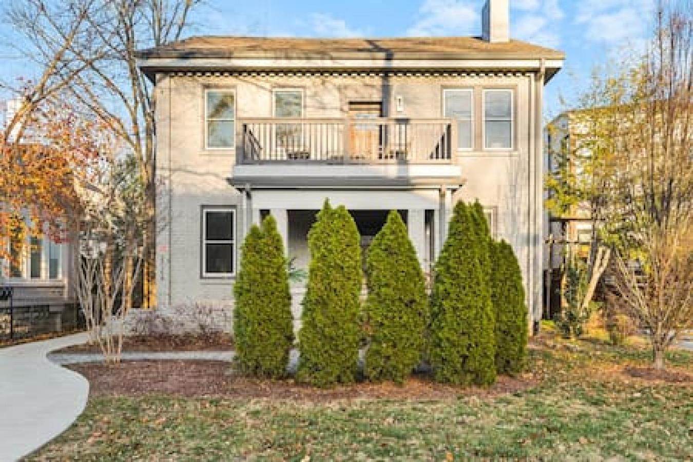 Holiday home In The Heart Of 12 South & Belmont, 3 Miles To Downtown Nashville