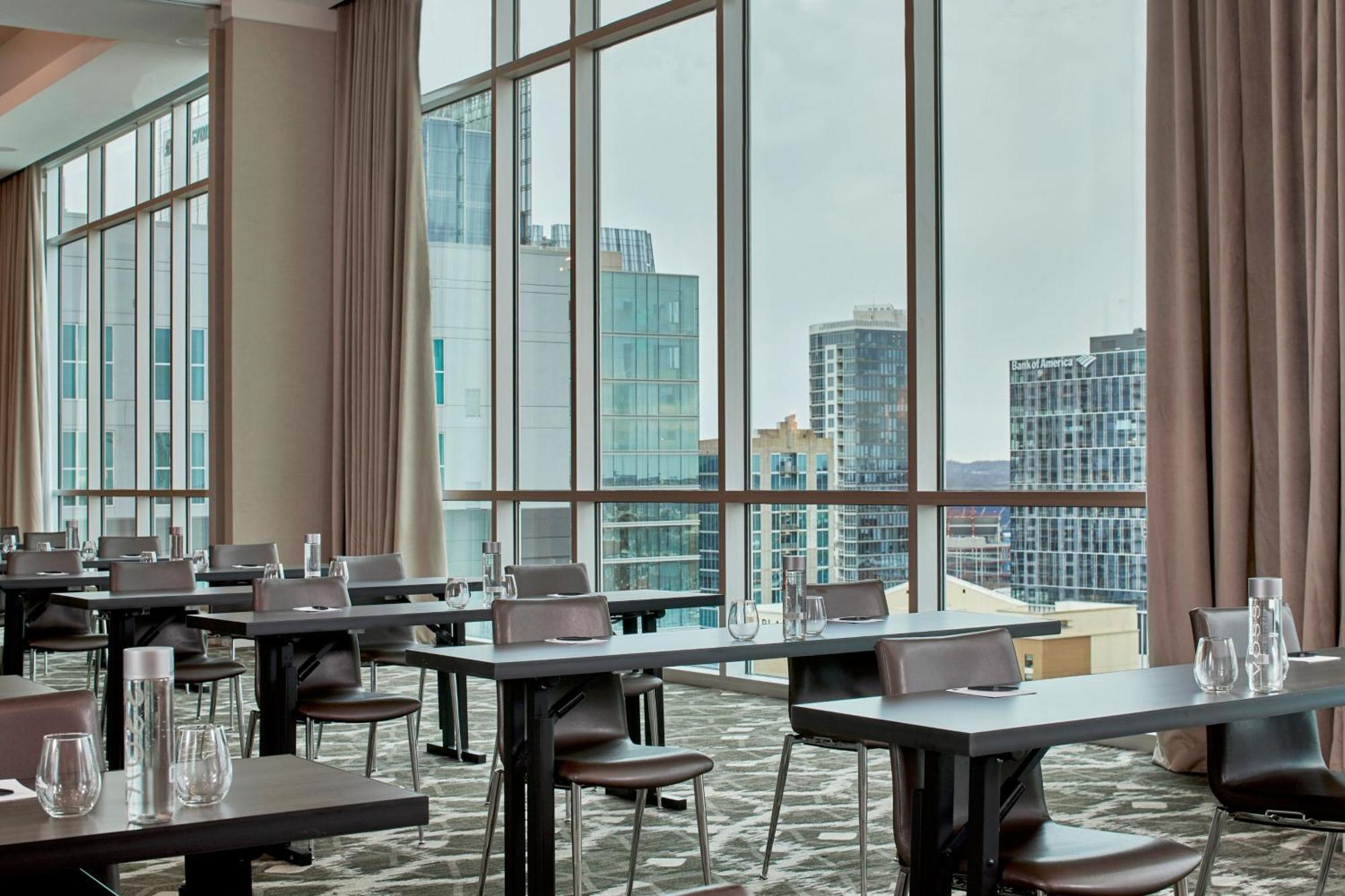 Springhill By Marriott Downtown/convention Center Nashville