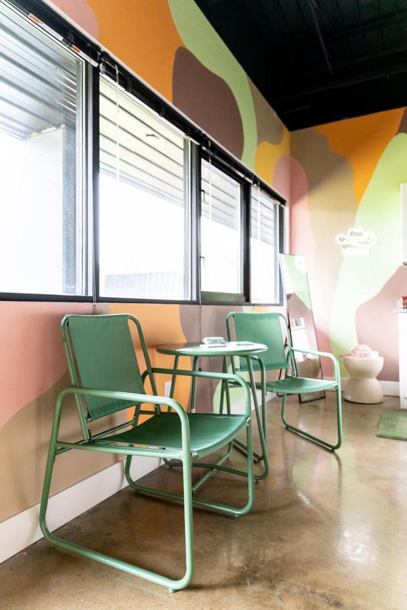 New Sleeps 4 - 7 Mins To Dt Apartment *