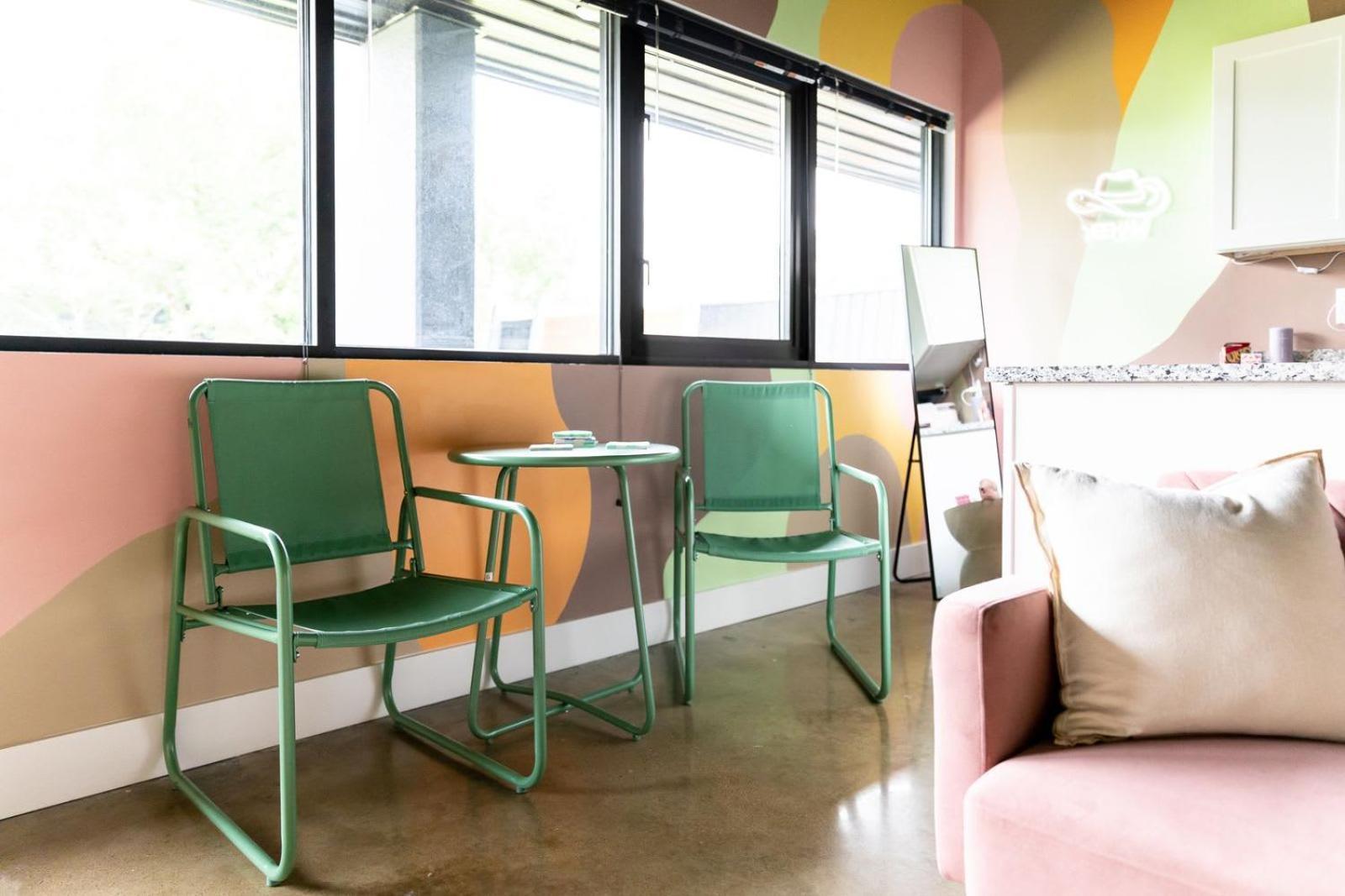 New Sleeps 4 - 7 Mins To Dt Apartment Nashville