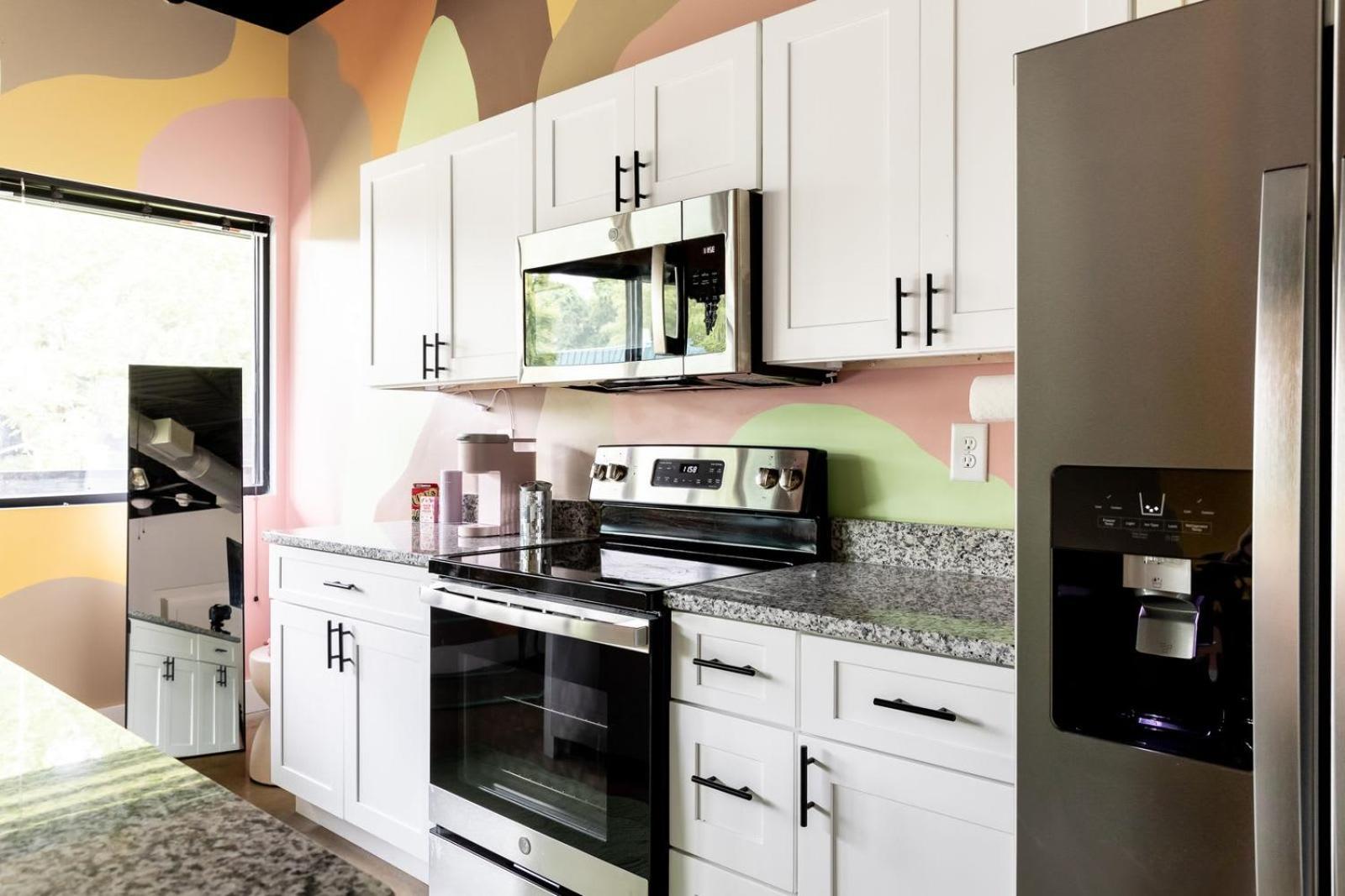 New Sleeps 4 - 7 Mins To Dt Apartment *