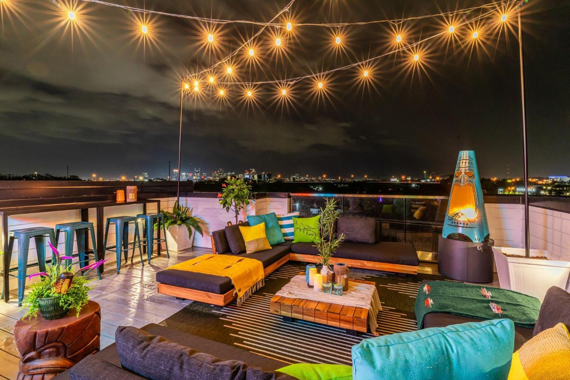 Rooftop Hot Tub & Game - 3 Miles To Downtown *