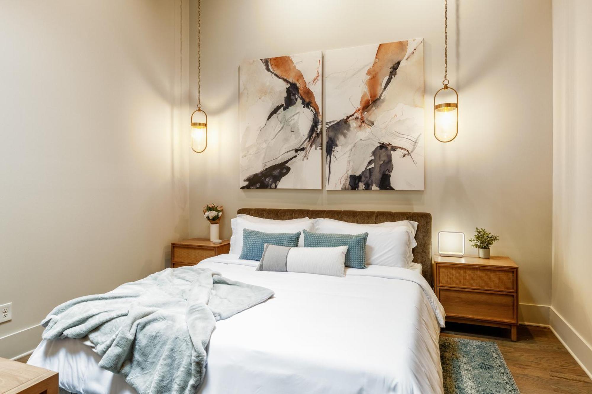 Union St Lofts - Salon - Day