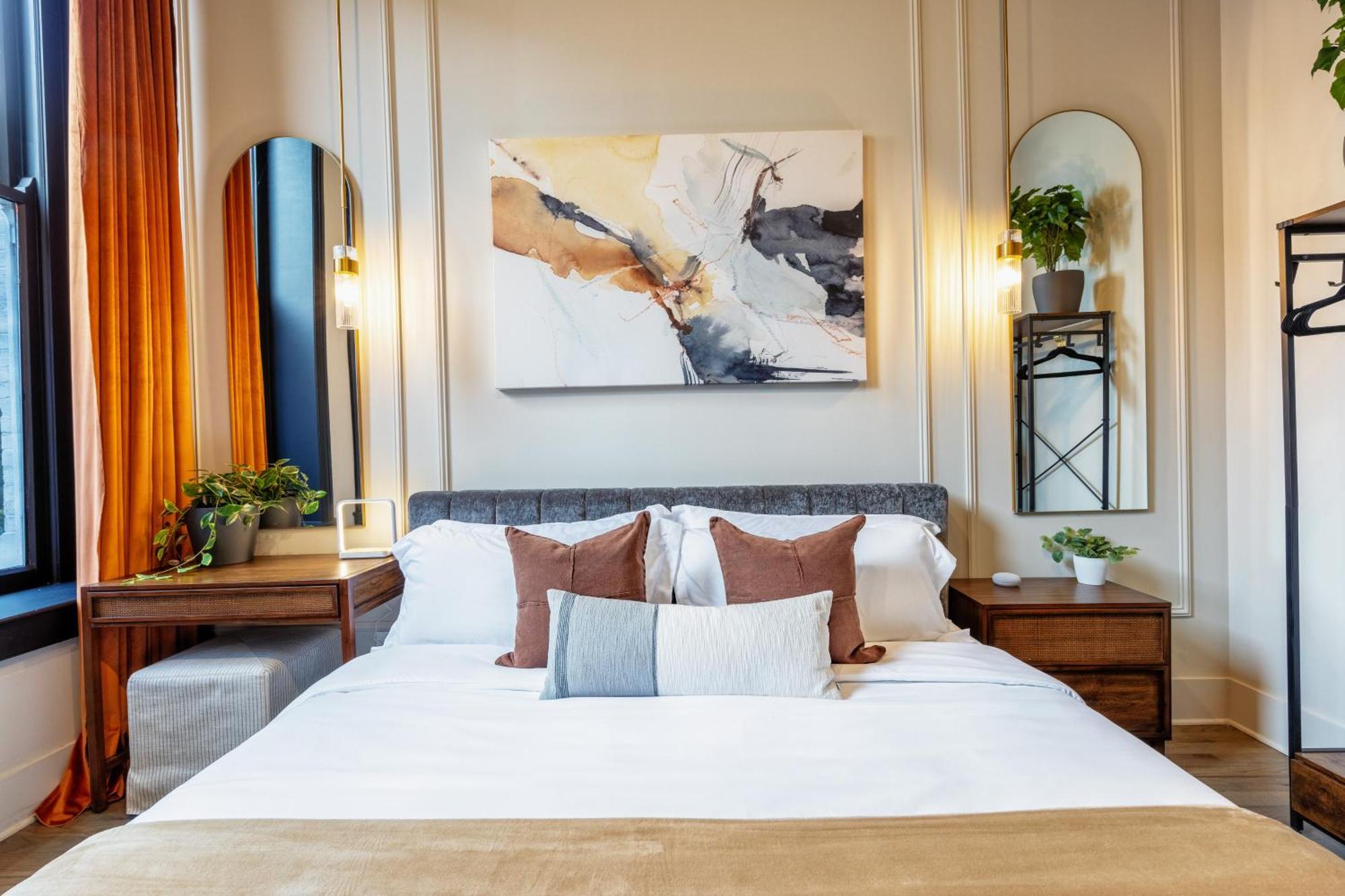 Union St Lofts - Salon - Day * Nashville