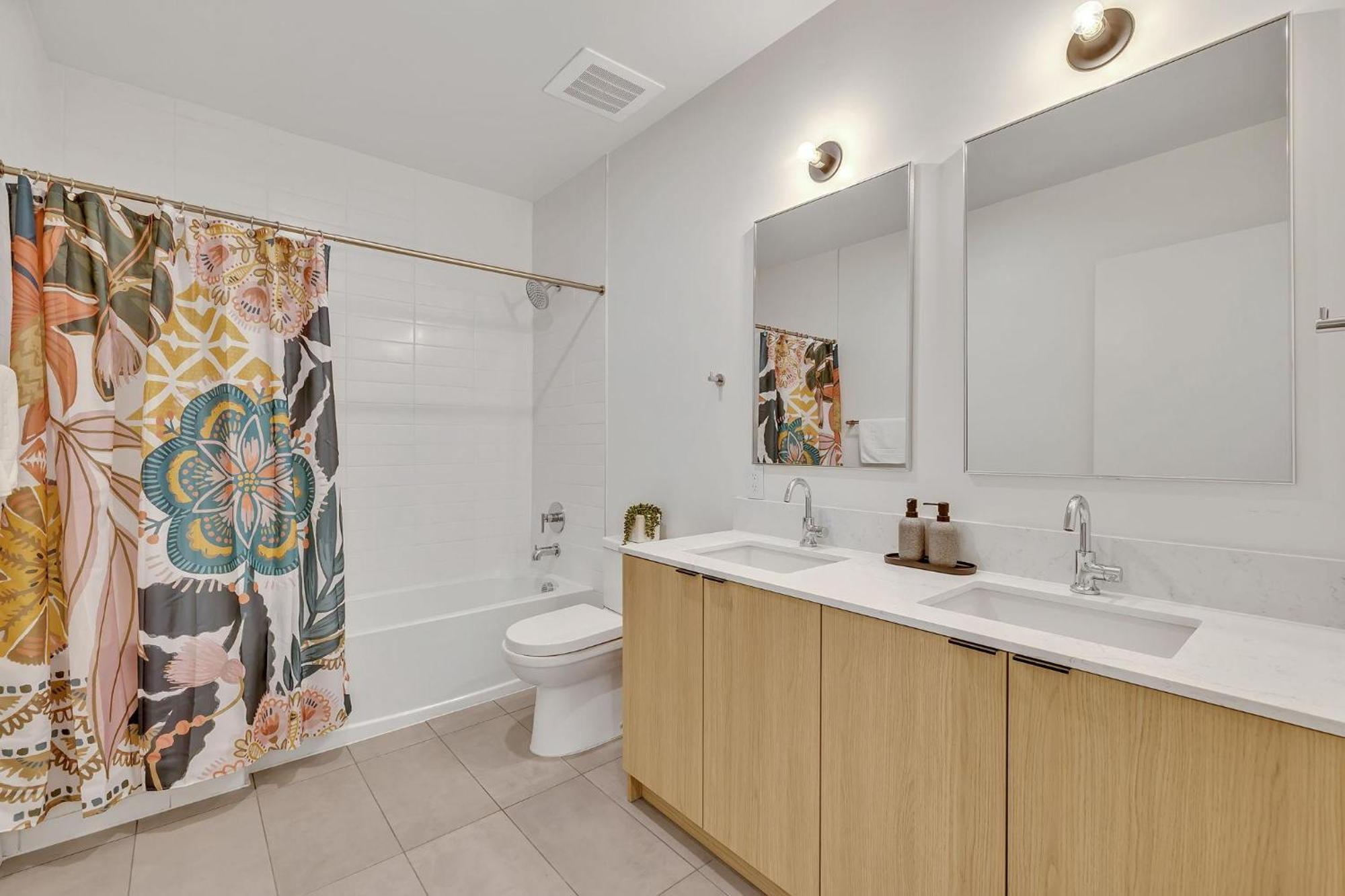 - 635 7th Ave S Unit 610 Holiday home