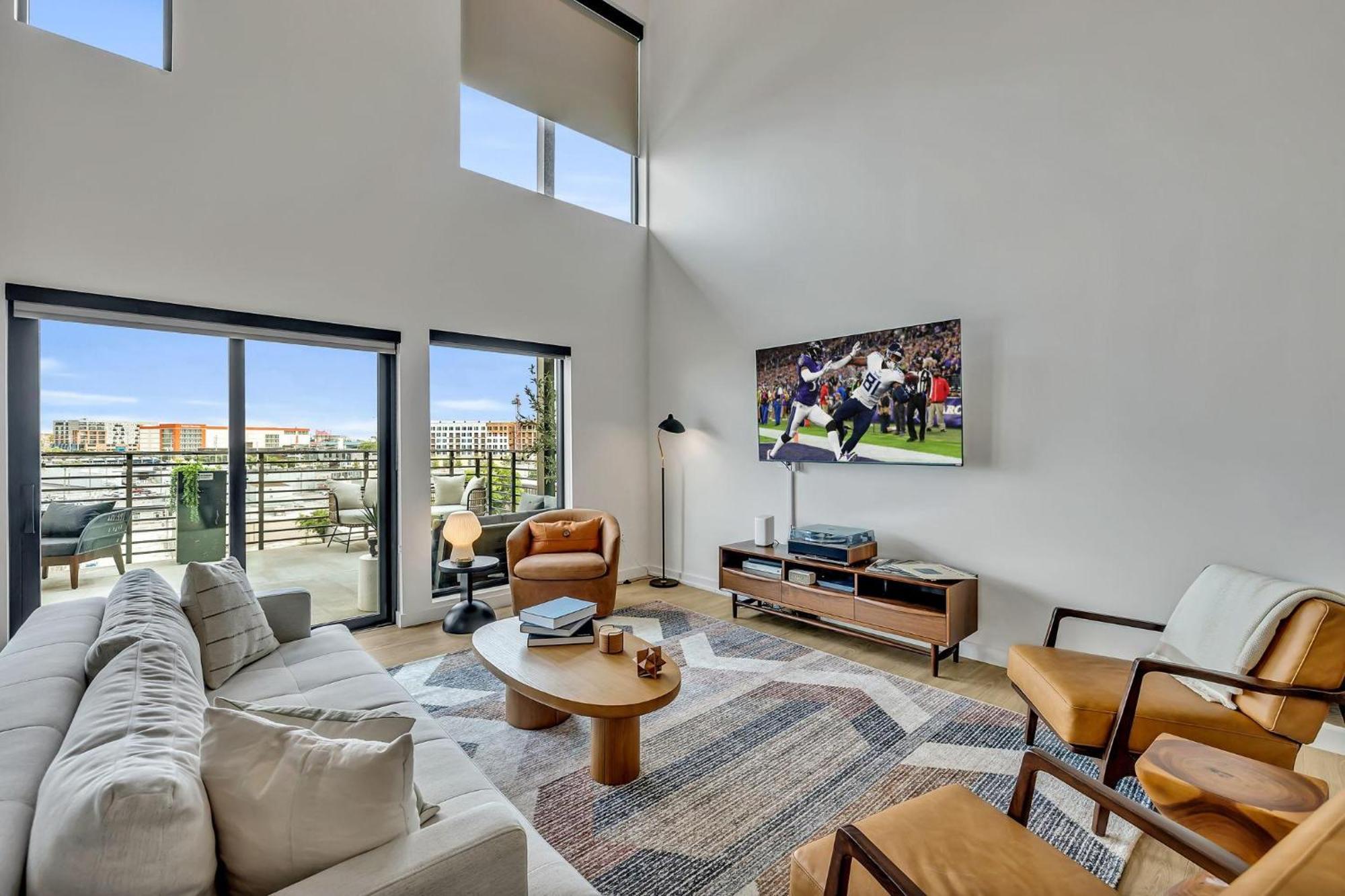 Holiday home - 635 7th Ave S Unit 610 Nashville