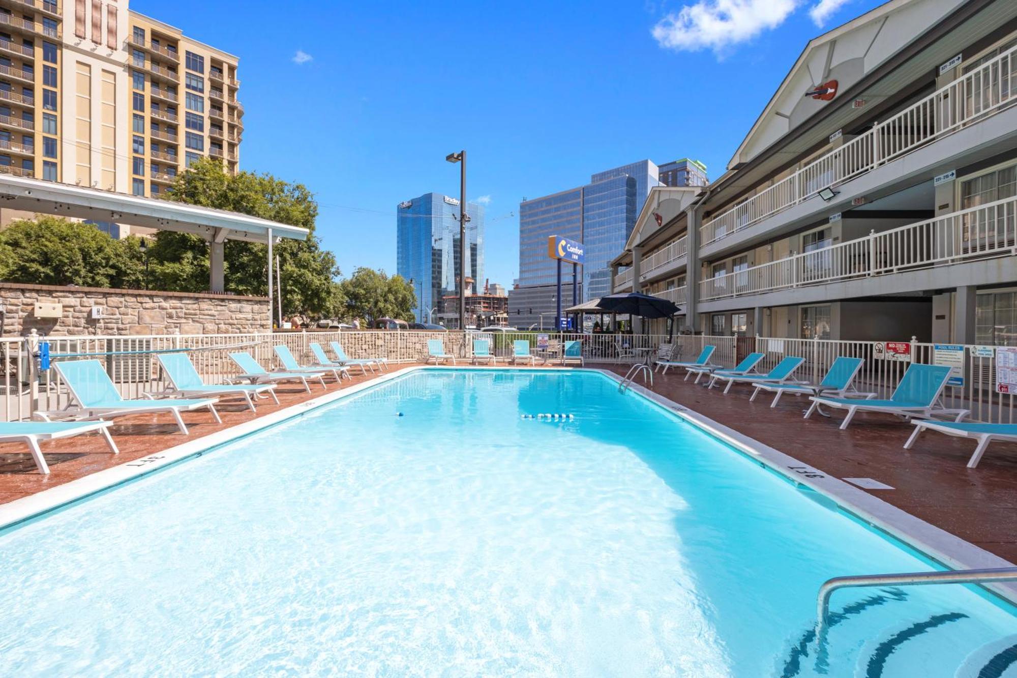 Inn Comfort Downtown - Music City Center 3*