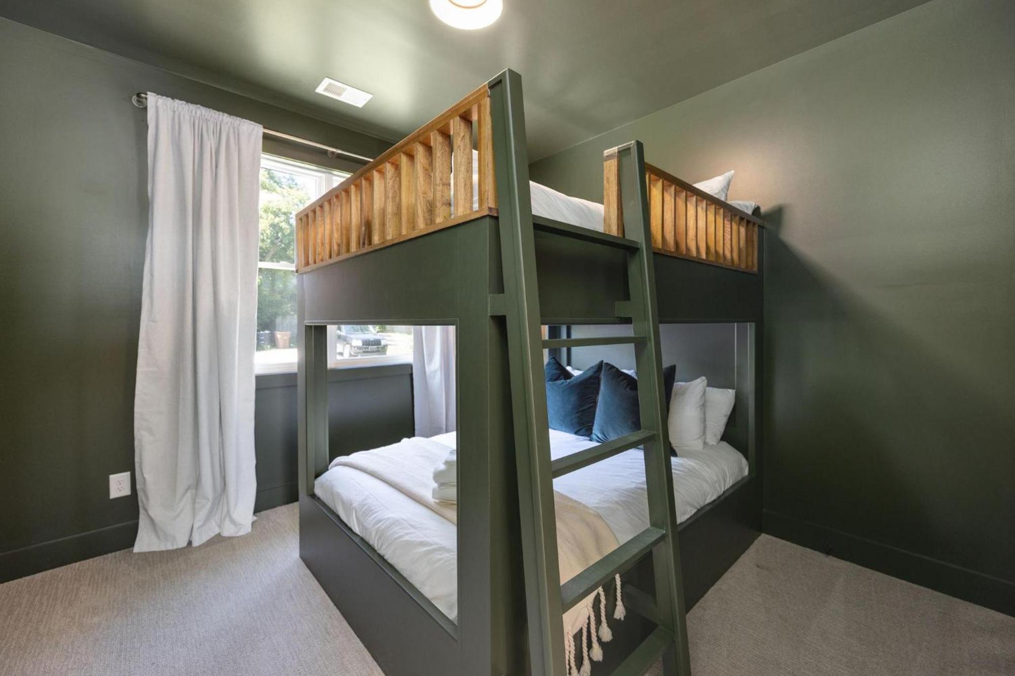 Luxe-elevate-modern Luxury-stunning Views * Nashville