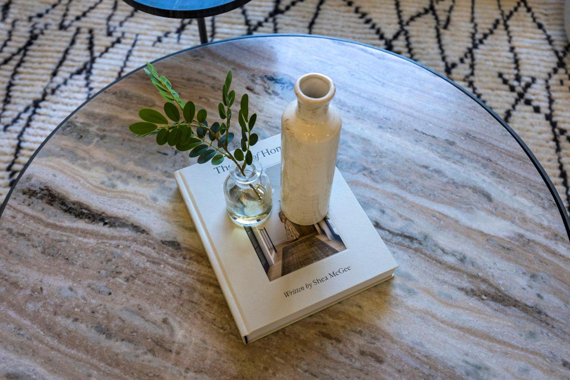 Luxe-elevate-modern Luxury-stunning Views *