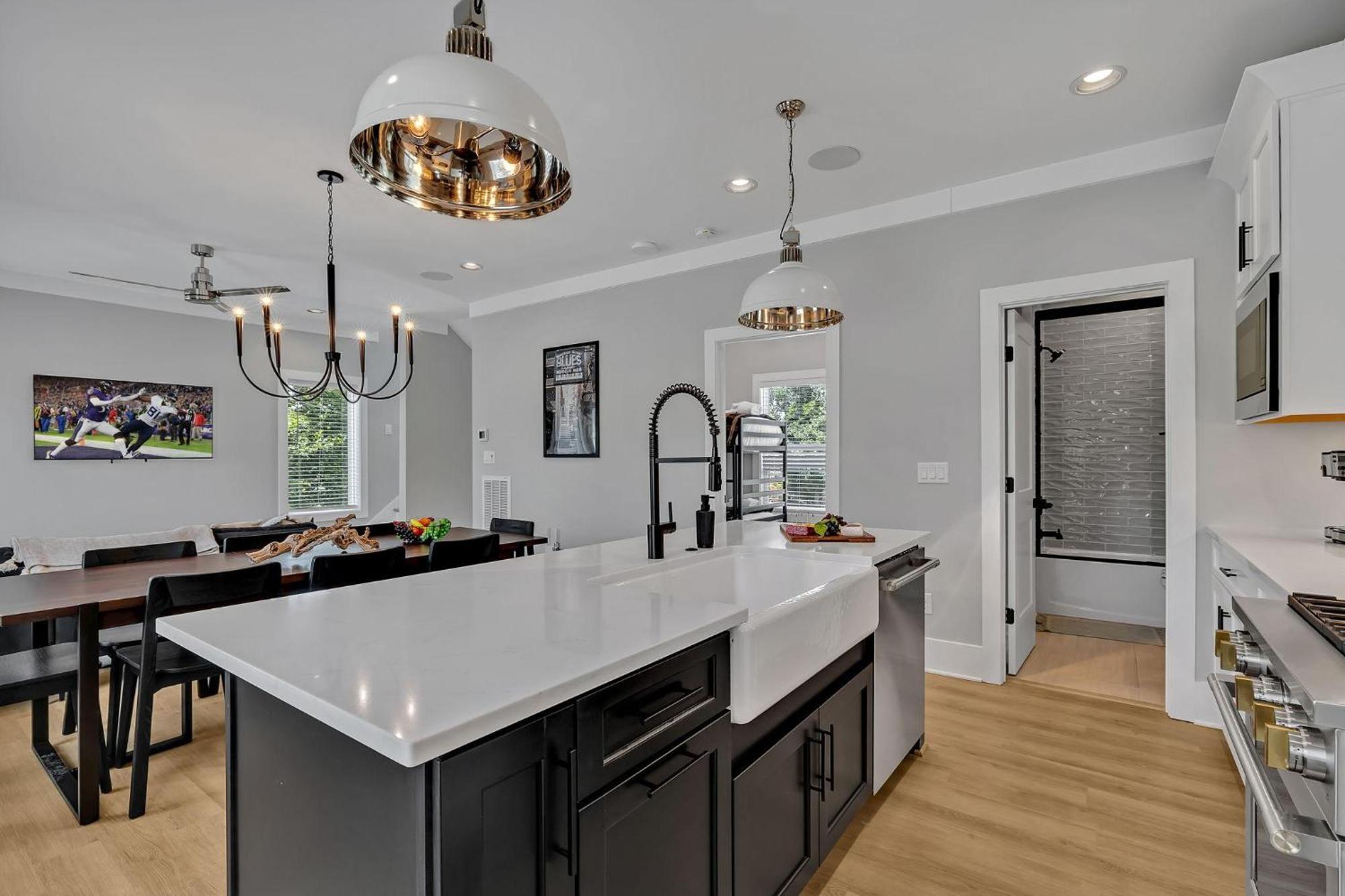 Double Treble - 2 Townhomes - Private Rooftops Nashville