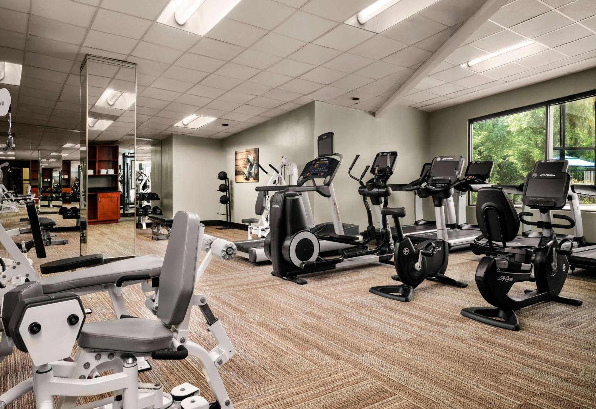 Sonesta Airport Hotel Nashville