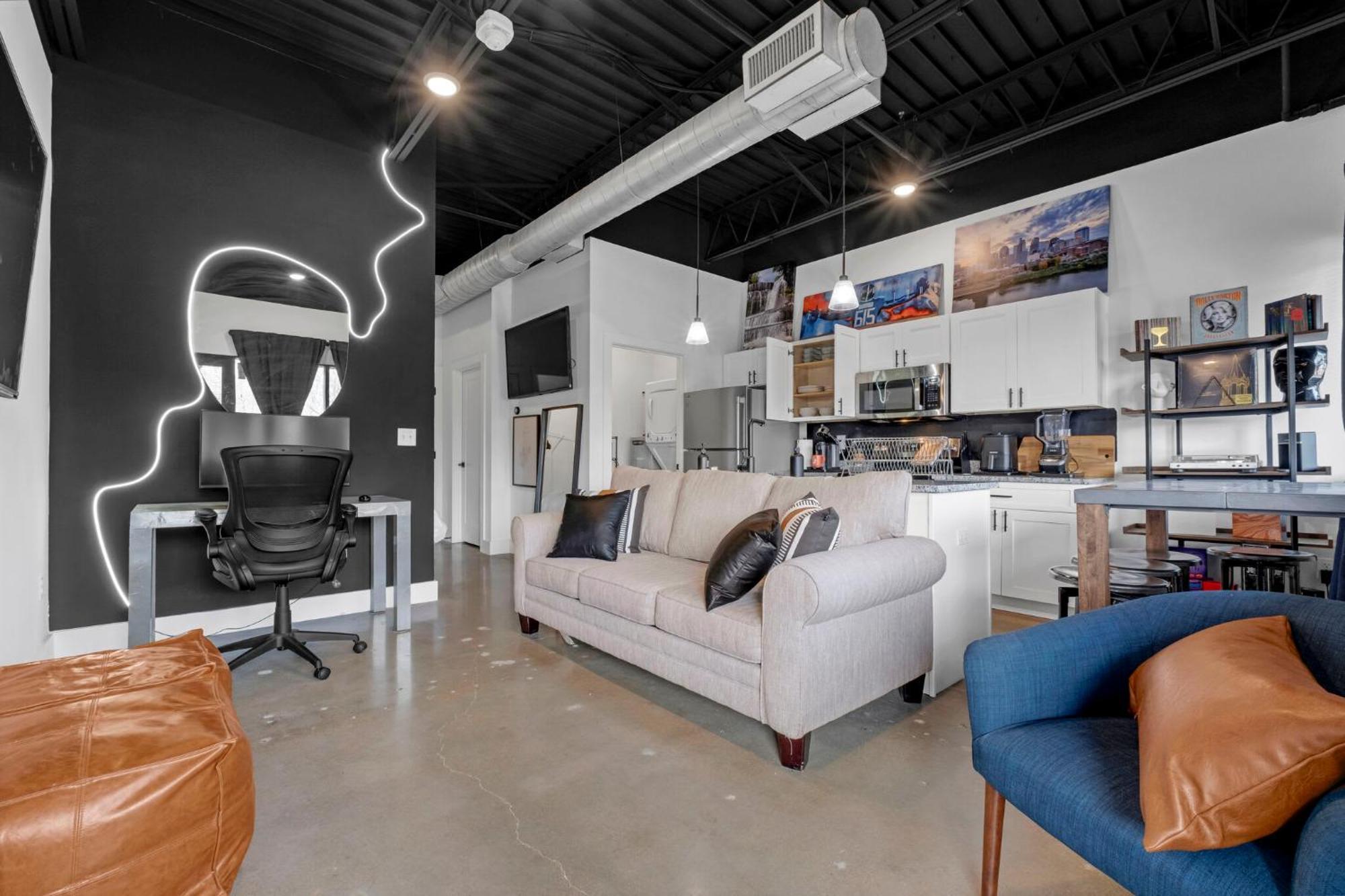 Apartment New Sleeps 4 - 7 Mins To Dwtn *