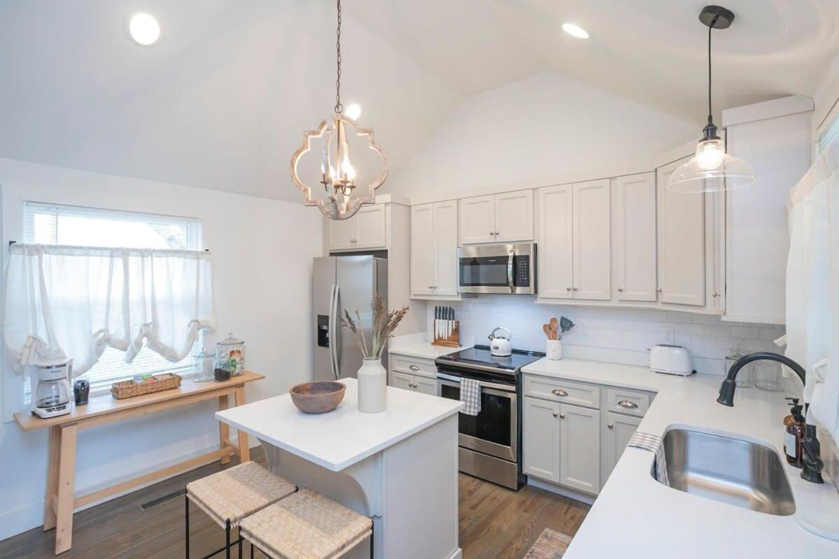 Beautiful In Donelson Close To Opryland * Nashville