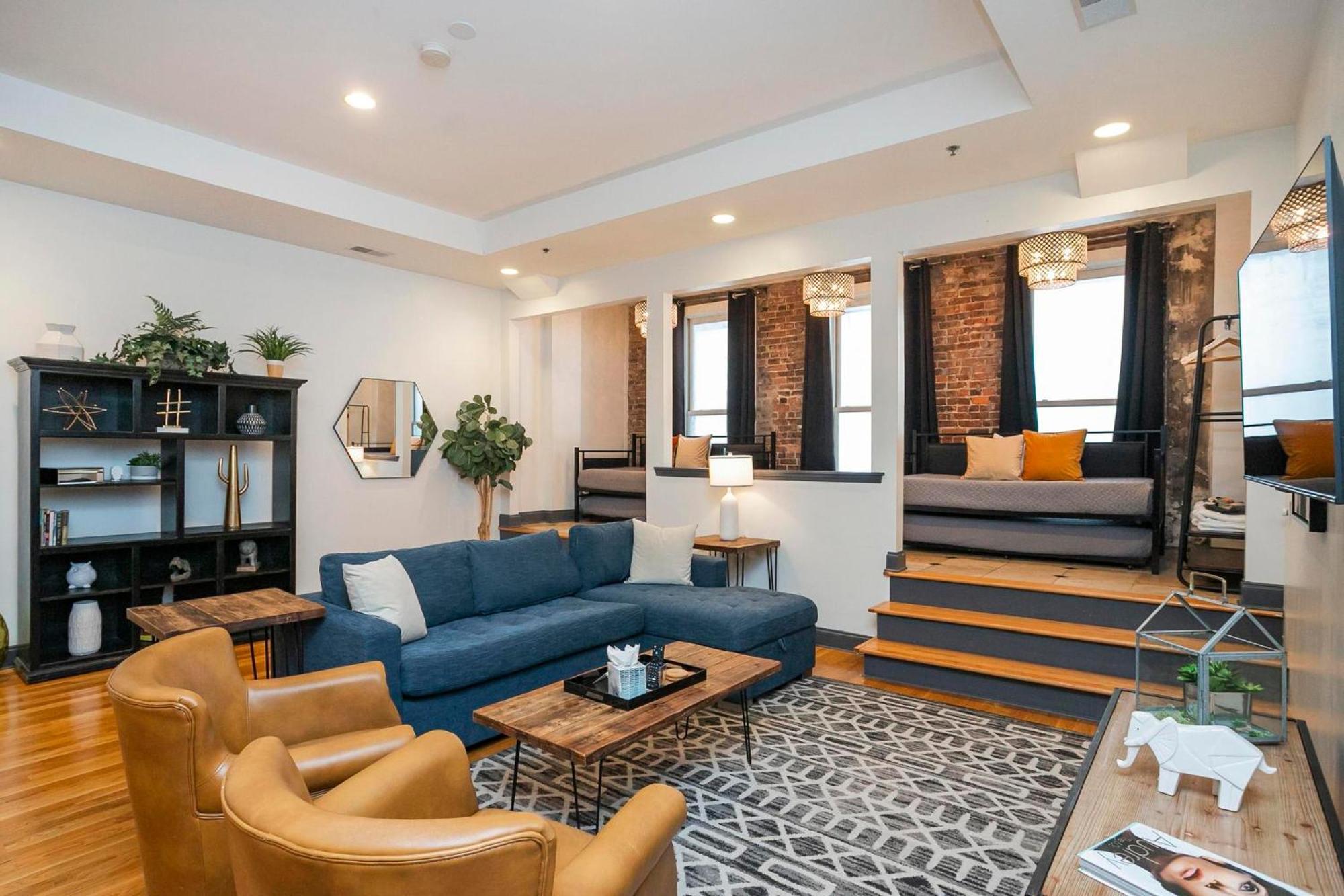 Loft Literally On Broadway Live Music & Bars * Nashville