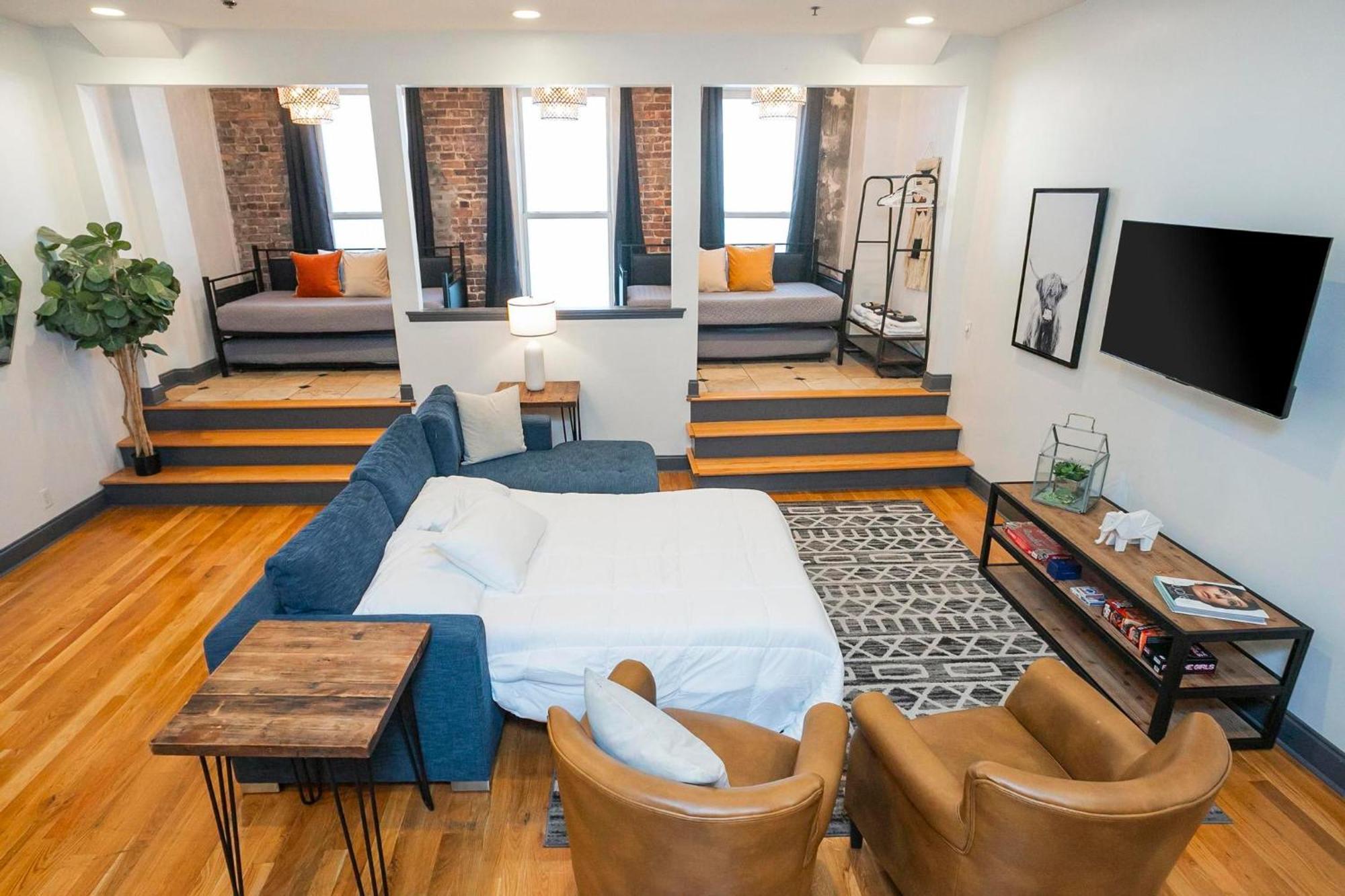 Apartment Loft Literally On Broadway Live Music & Bars Nashville