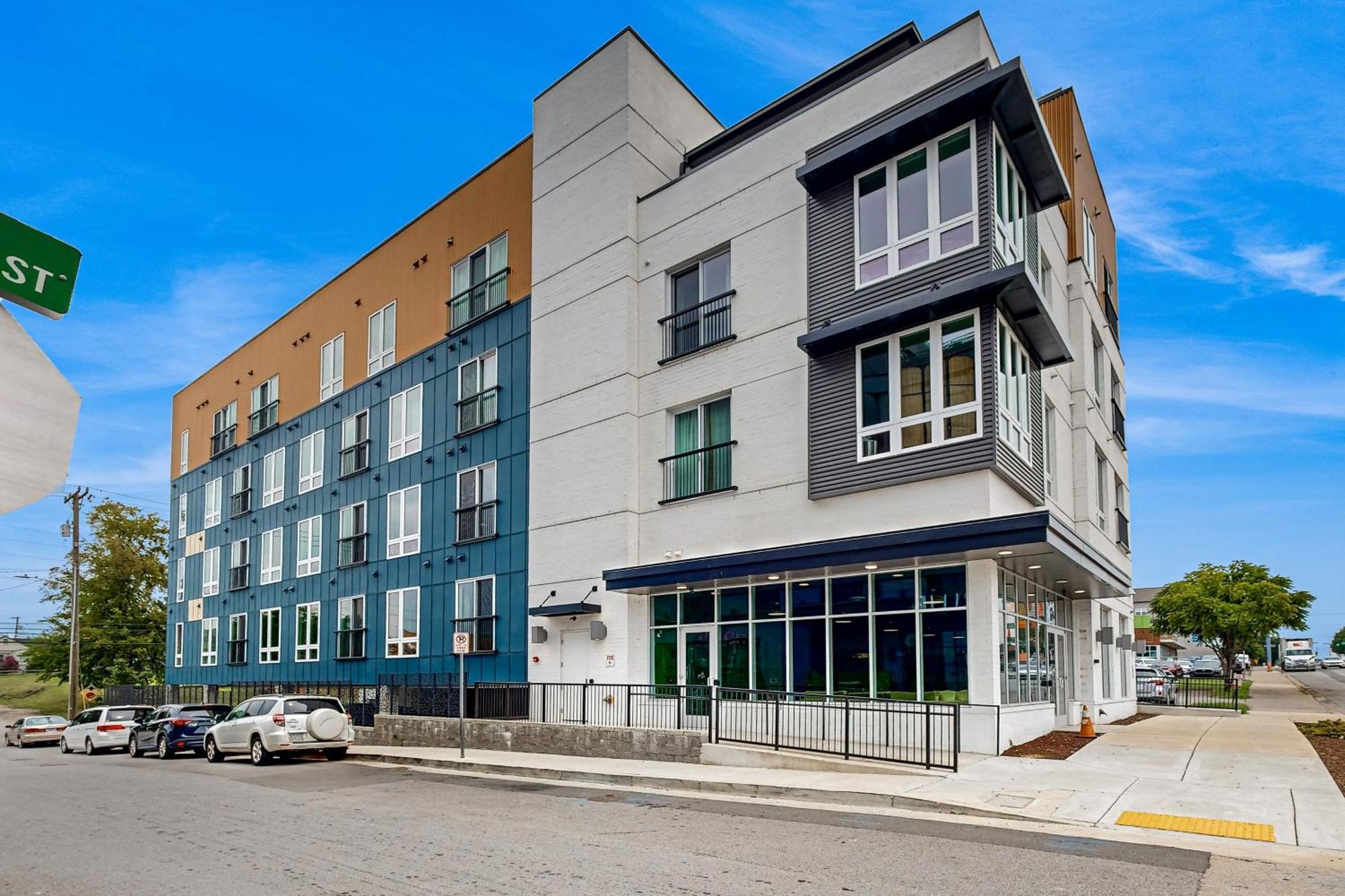 Jolene On Main 205 Nashville