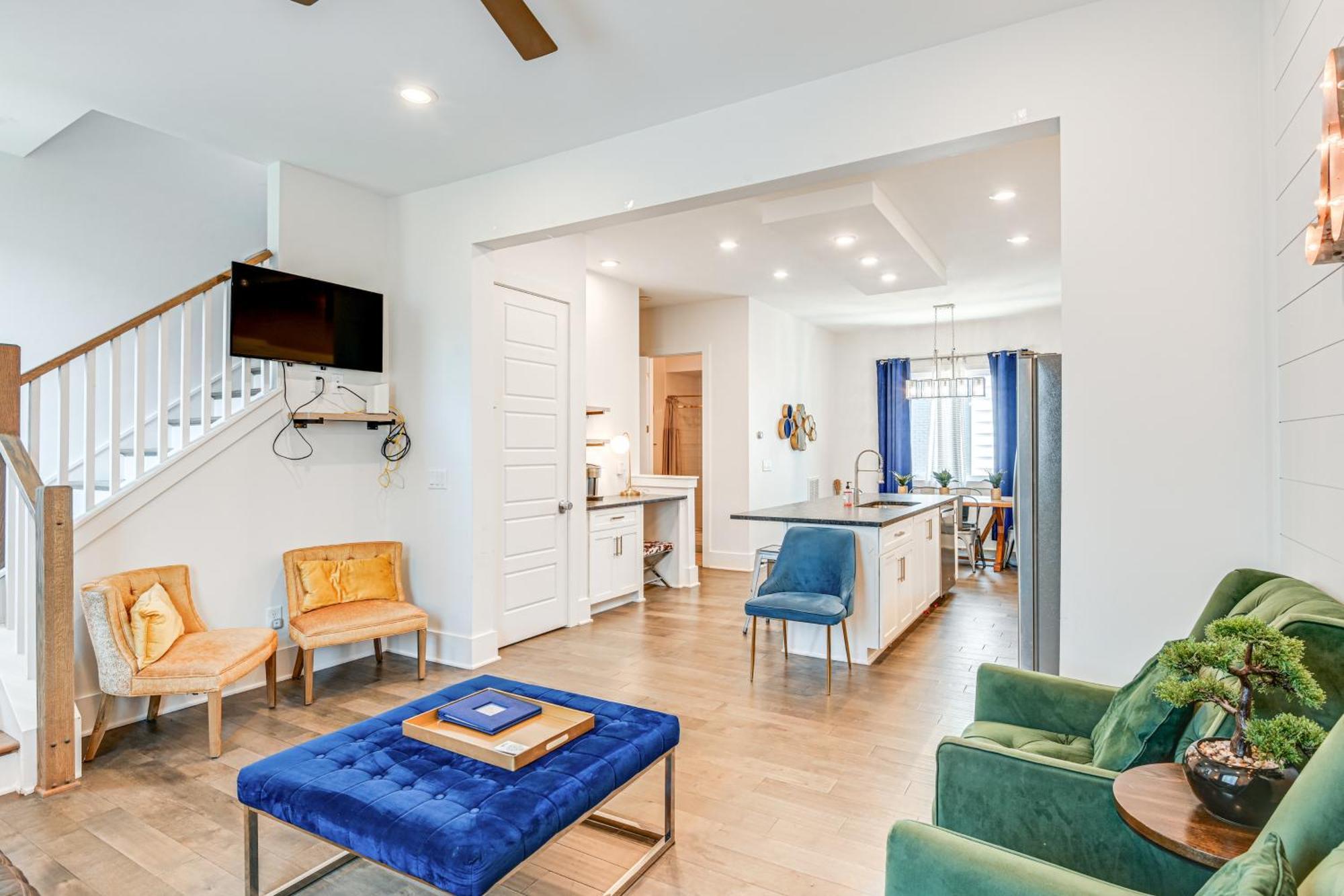 Bright Townhome About 5 Mi To Downtown! * Nashville
