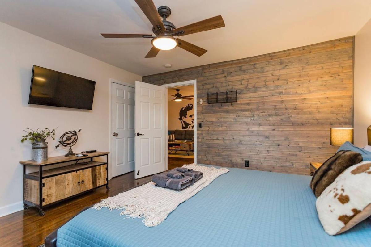 The Johnny And June House Prime Location Holiday home *