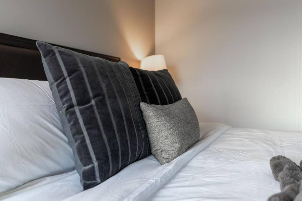 Sleek Townhome Near Broadway! * Nashville